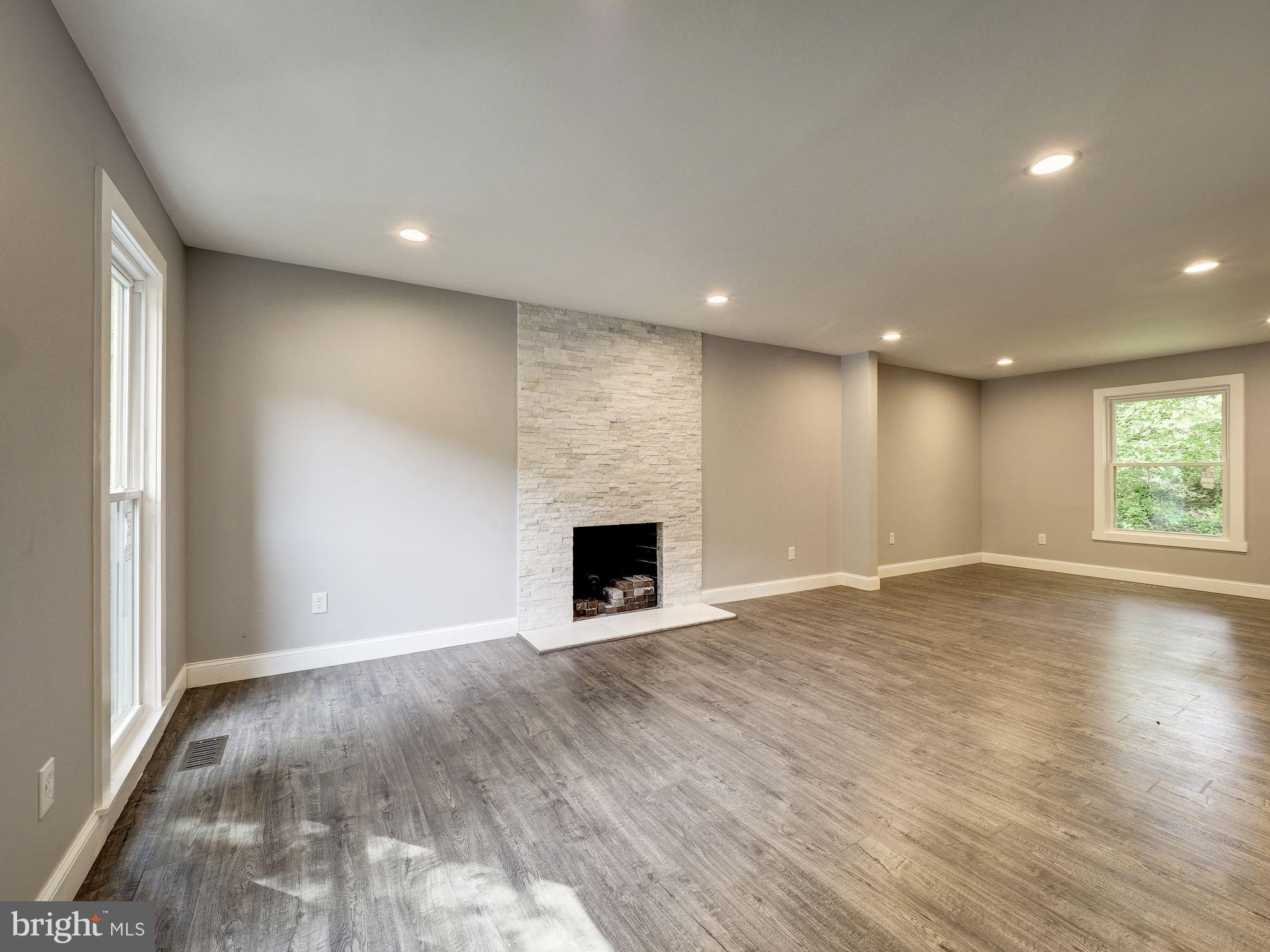 SNOWDENS MILL - Residential