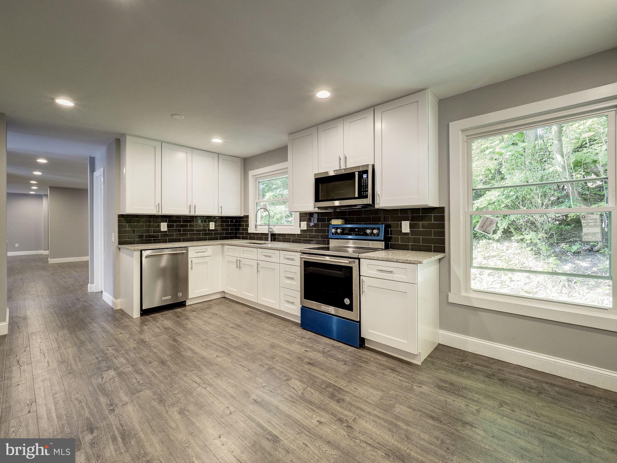 SNOWDENS MILL - Residential