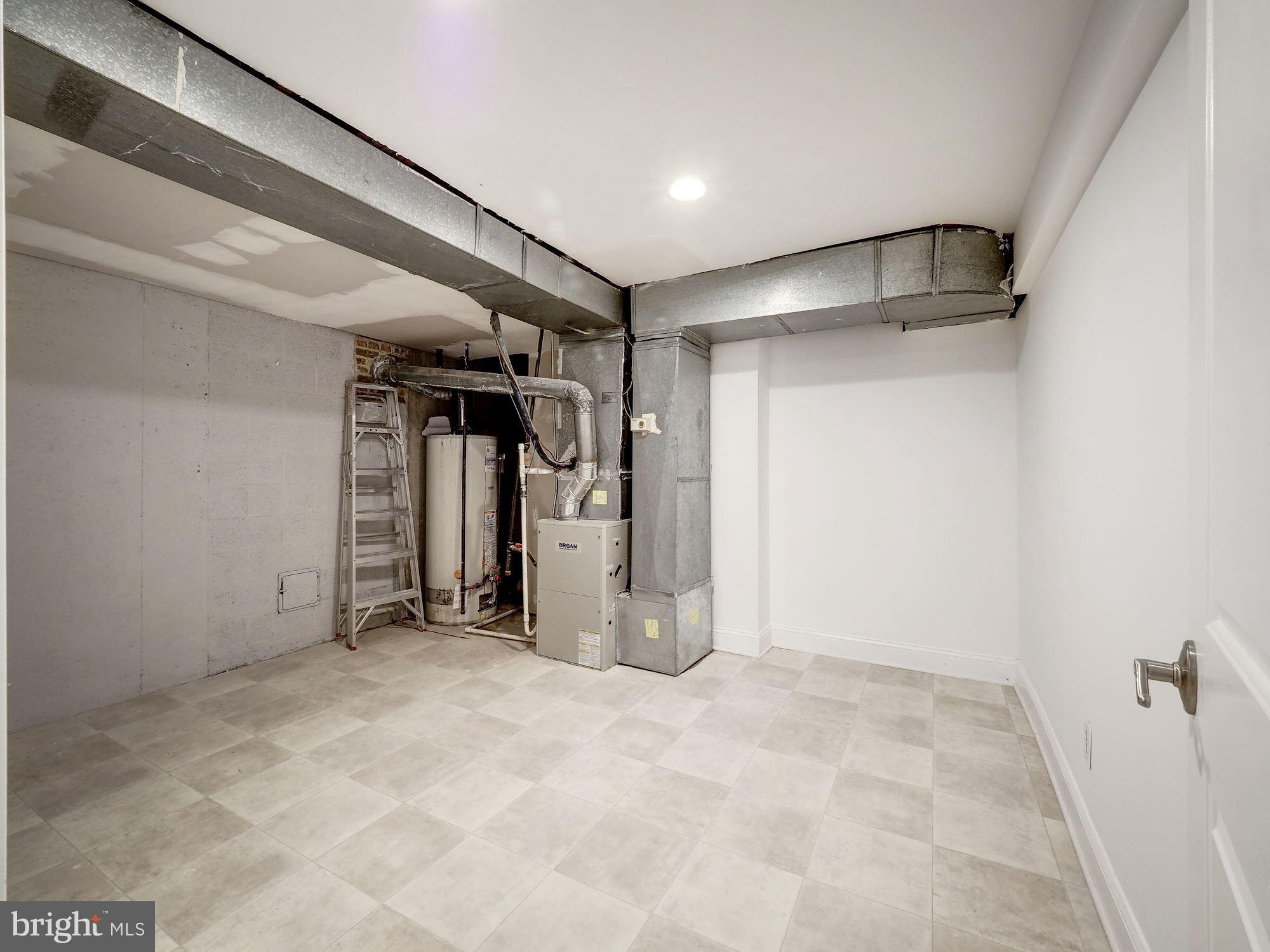 SNOWDENS MILL - Residential