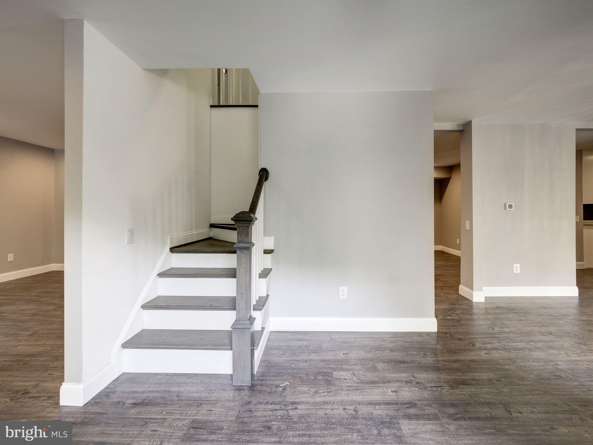 SNOWDENS MILL - Residential