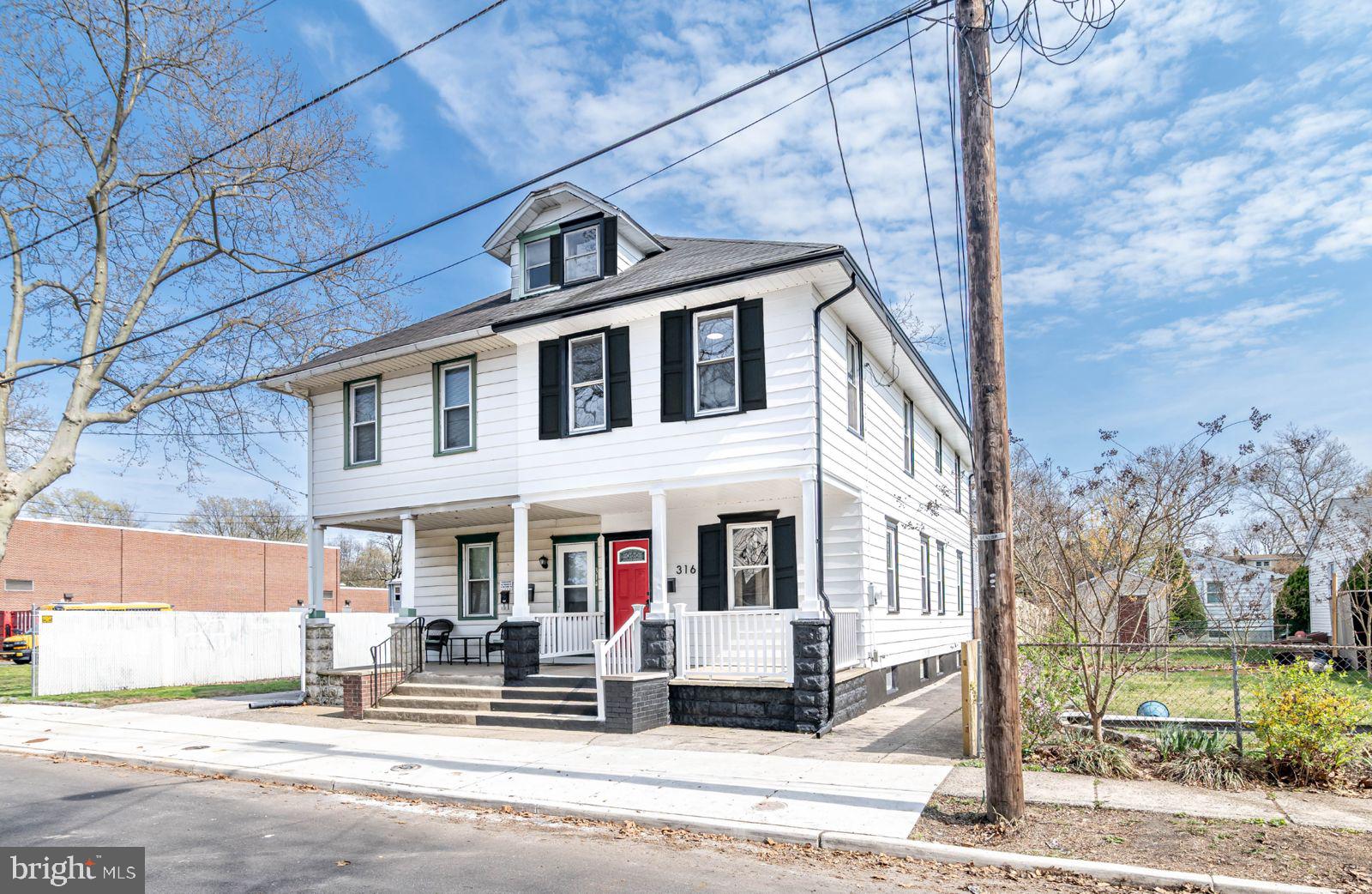 316 W 4TH STREET