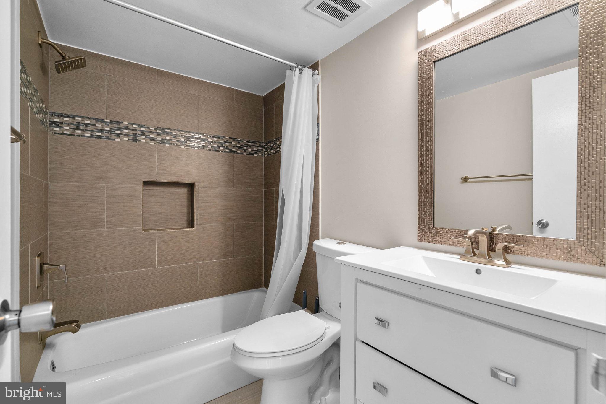 THOMAS CHOICE GARDENS - Residential