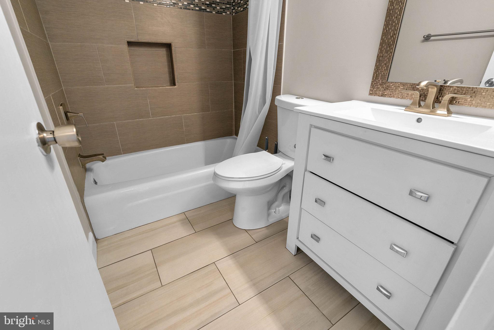 THOMAS CHOICE GARDENS - Residential