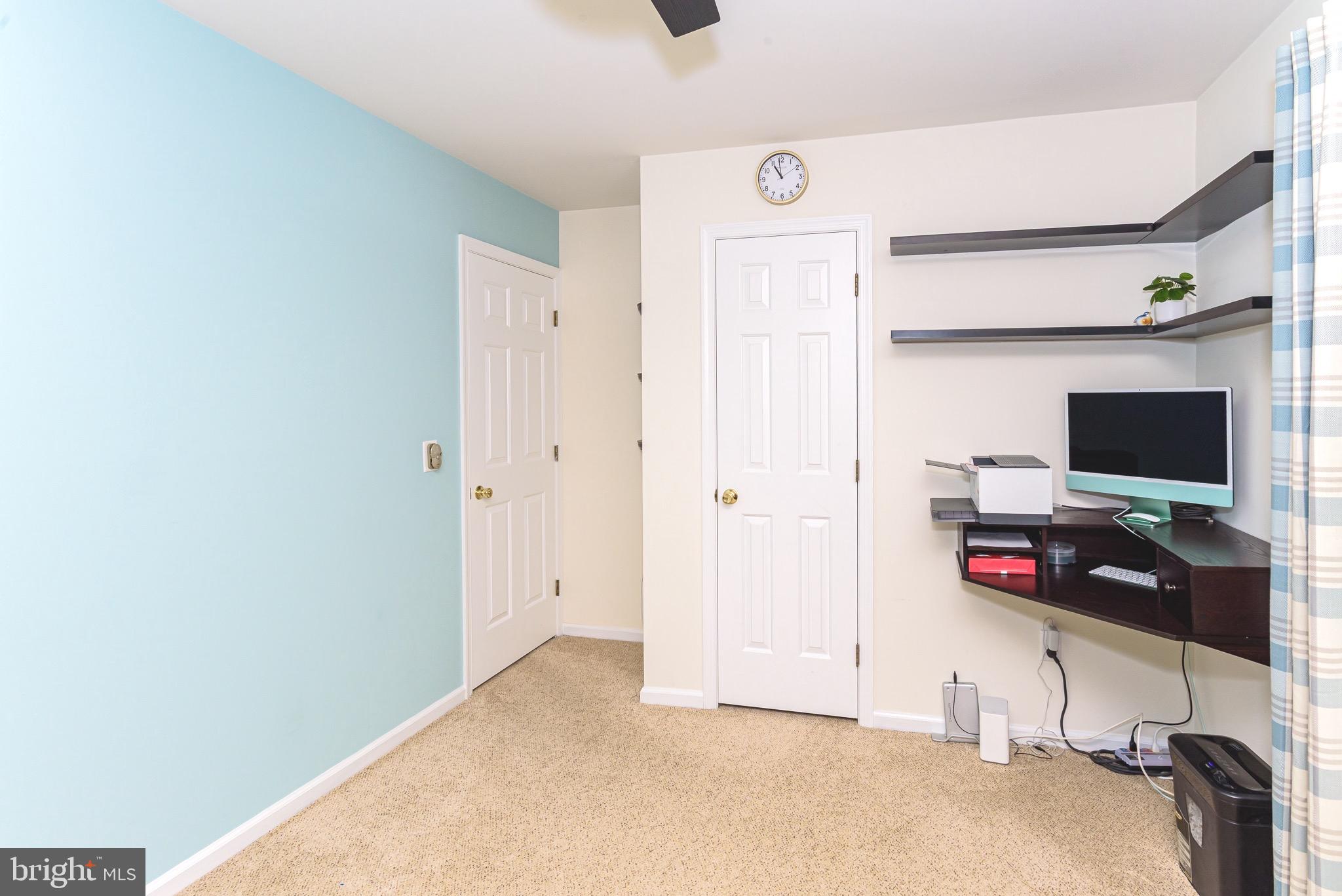 WOODSIDE MANOR - Residential