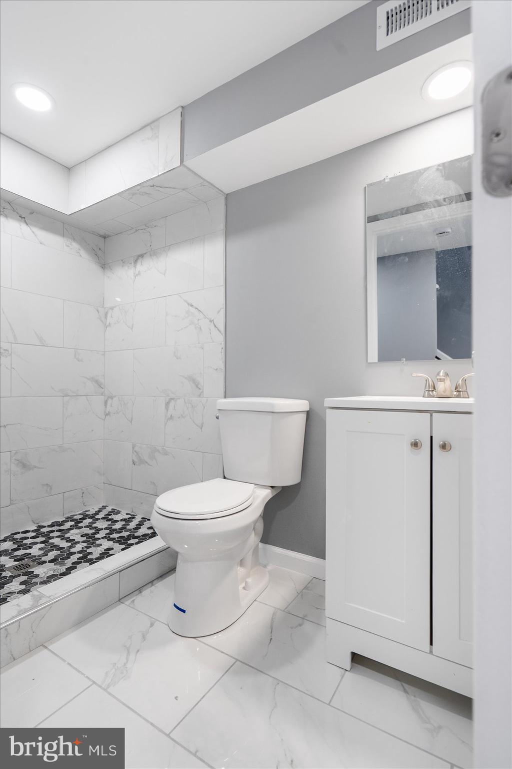 OLIVER - Residential