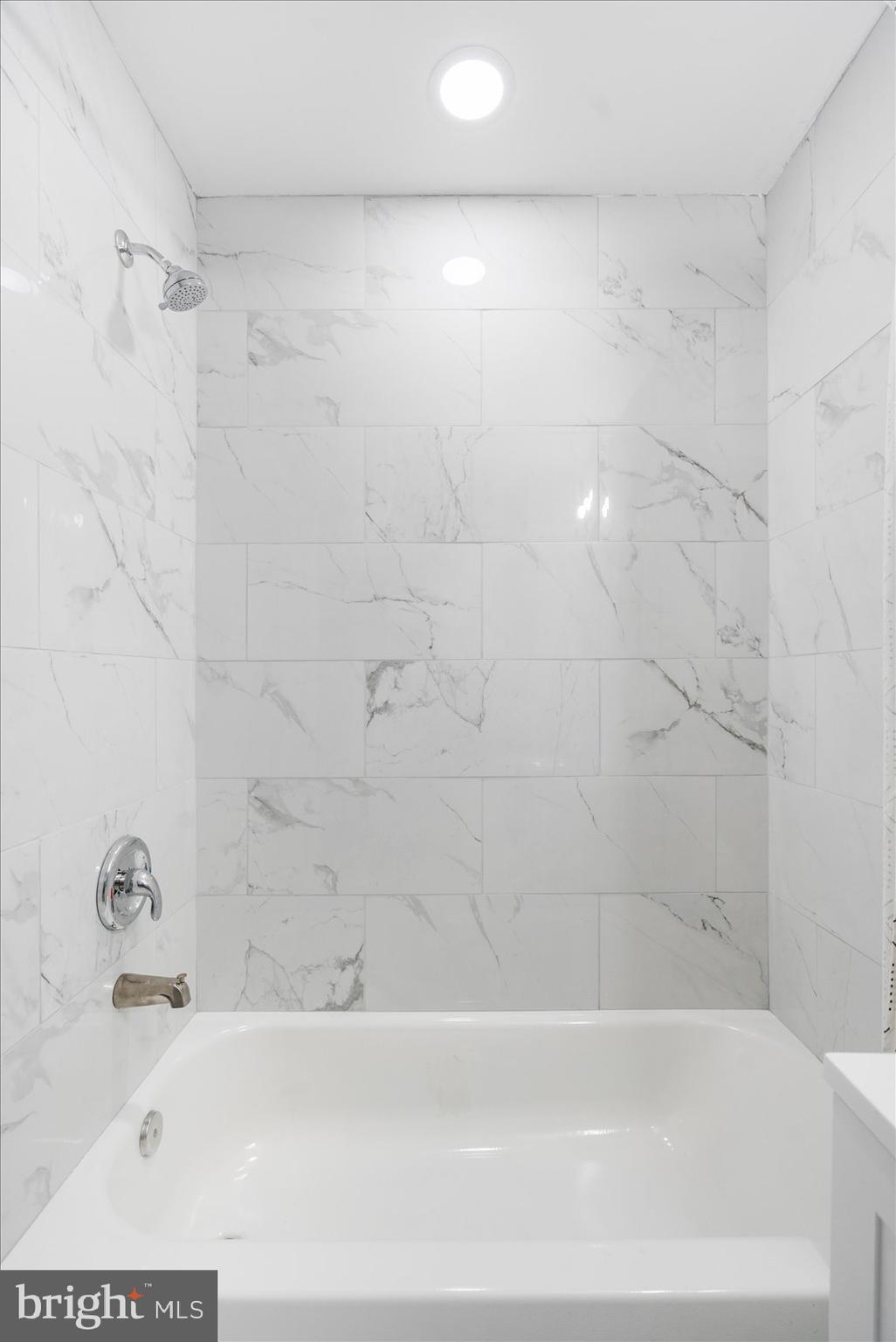 OLIVER - Residential