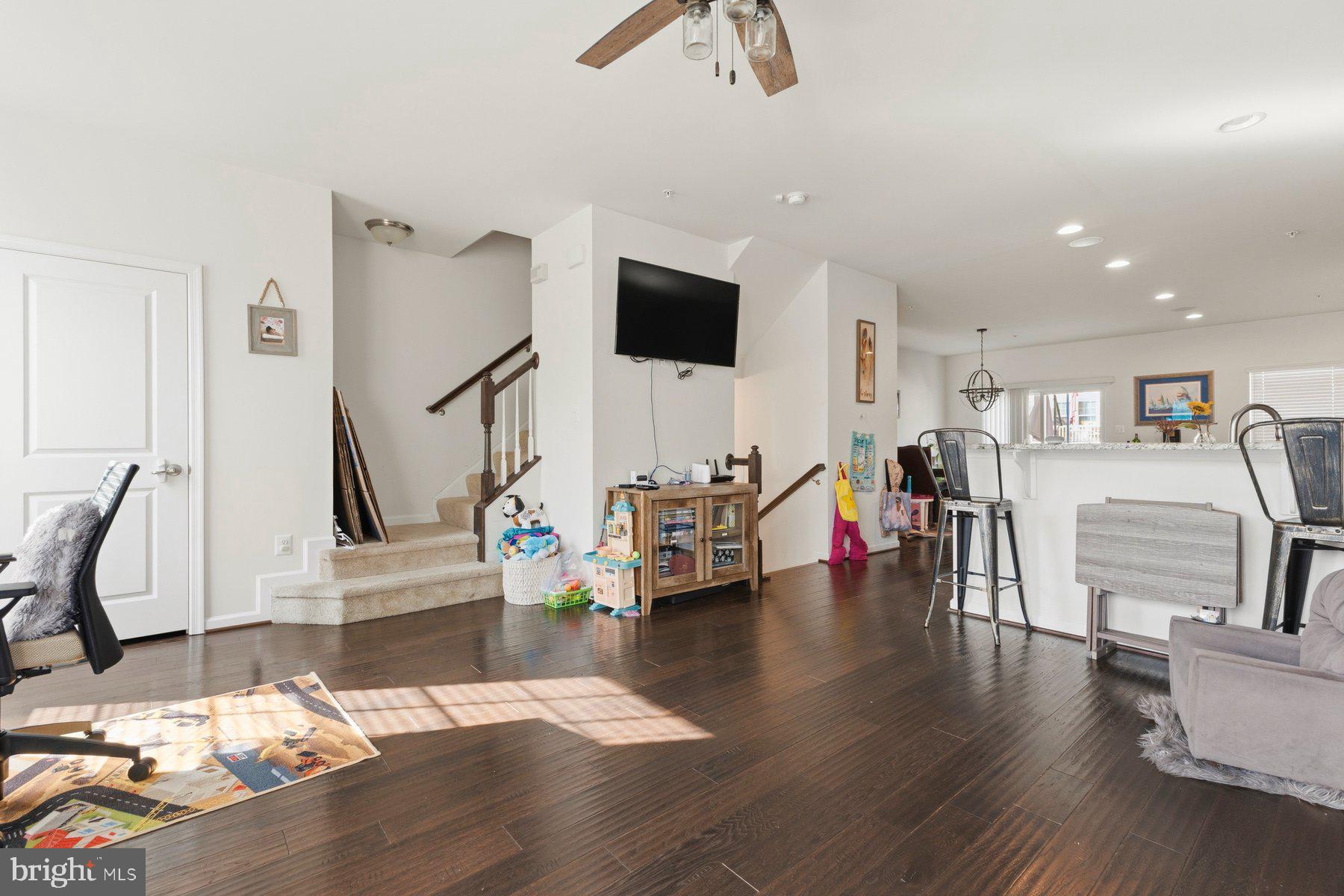 ADAMS CROSSING - Residential