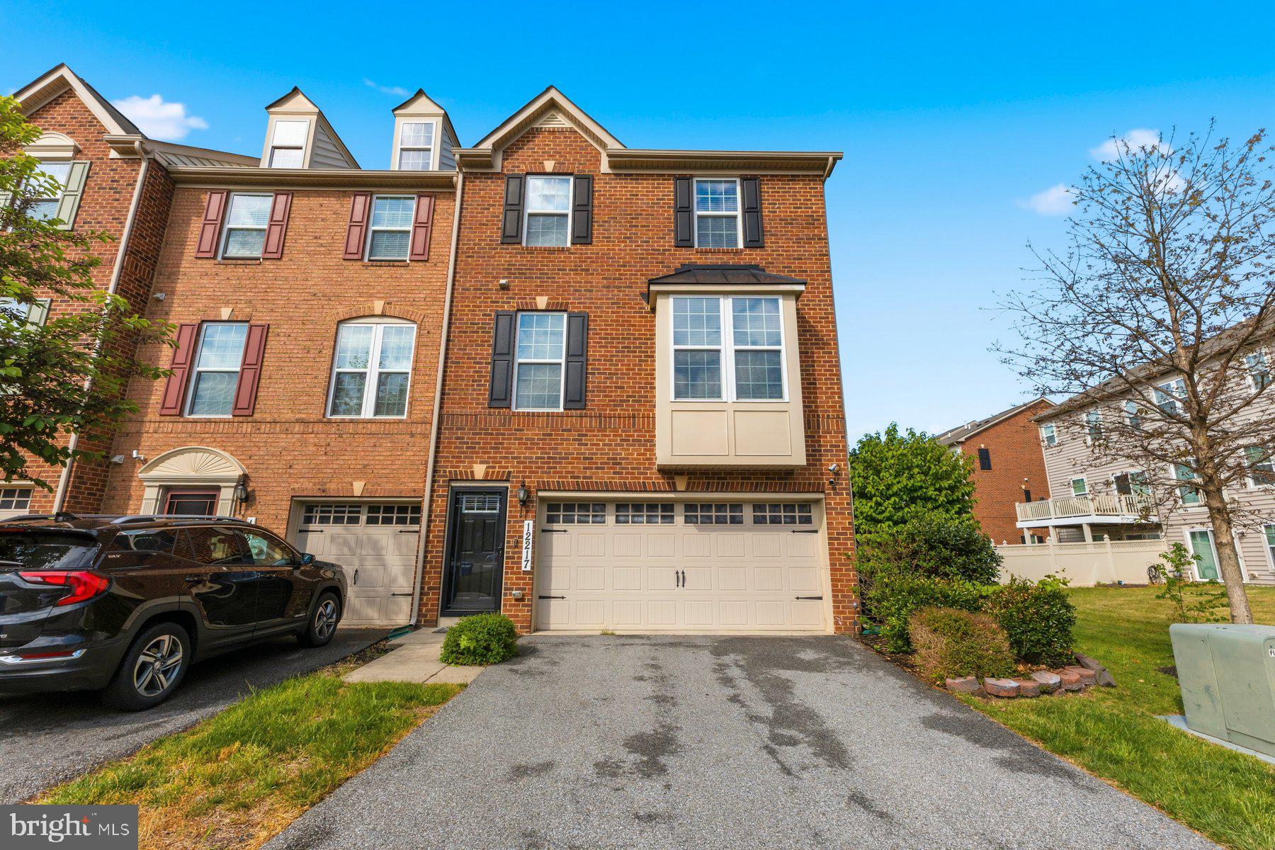 12217 TIMBERLAKE PLACE