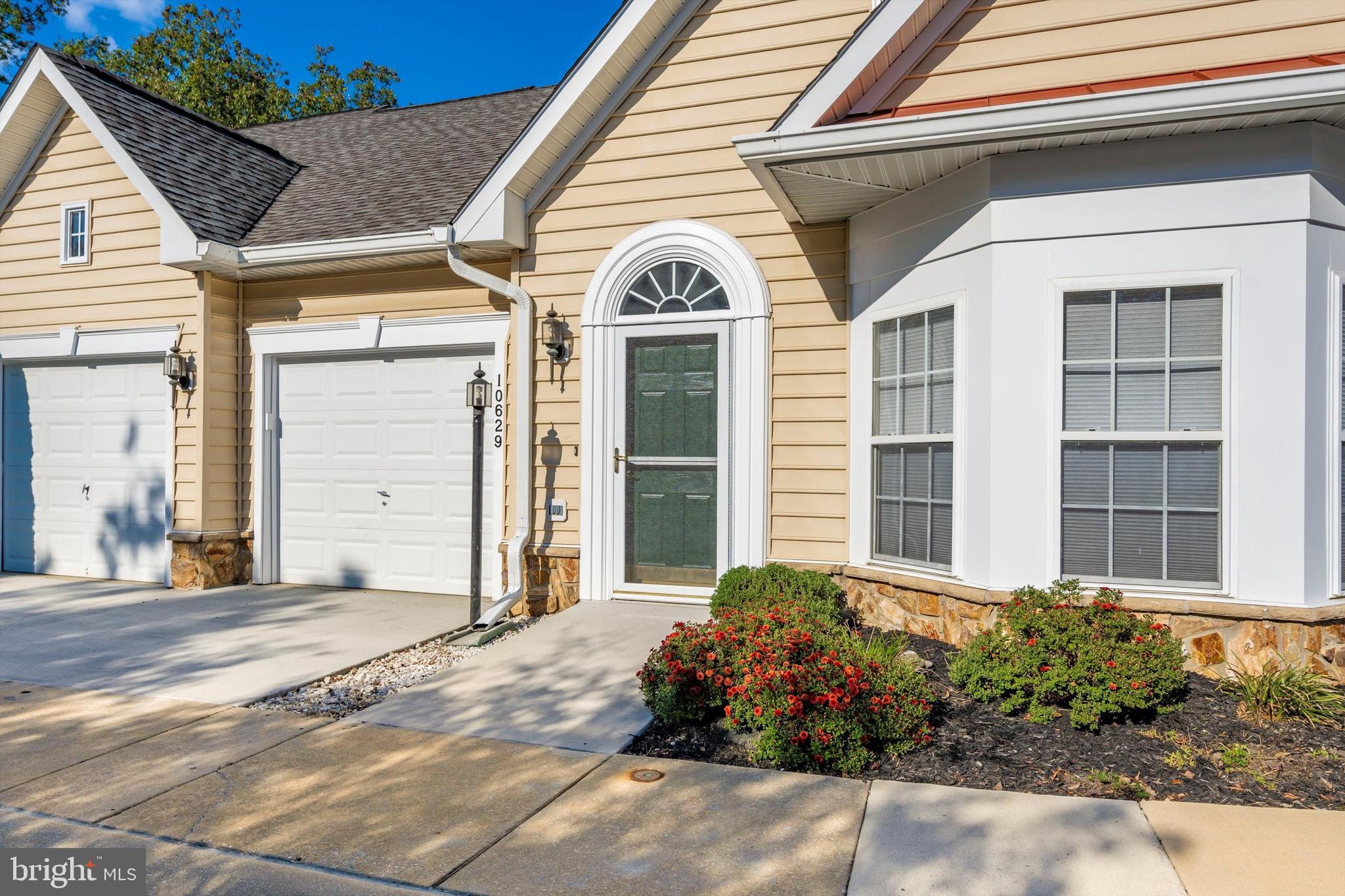 HICKORY CREST - Residential Lease