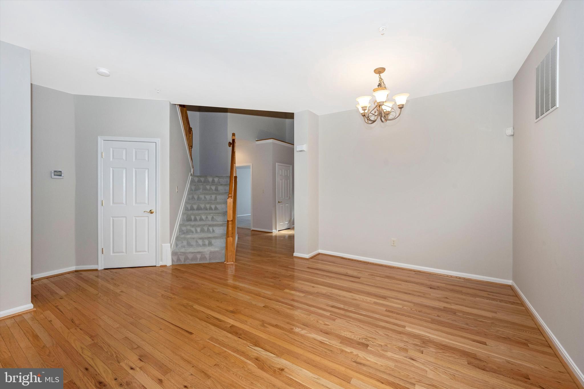 HICKORY CREST - Residential Lease