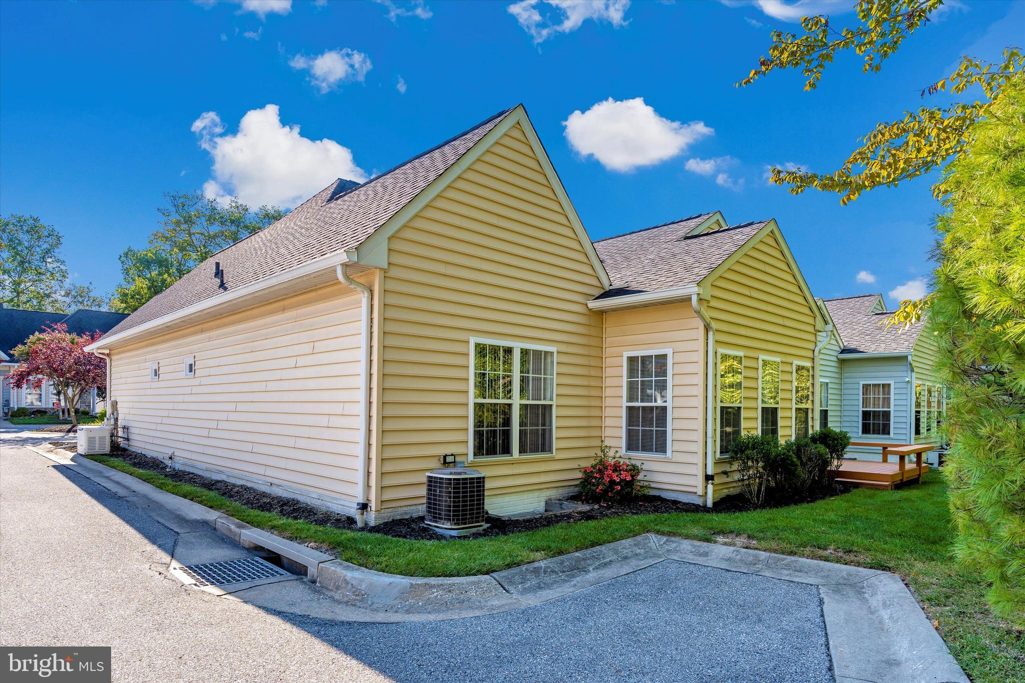 HICKORY CREST - Residential Lease