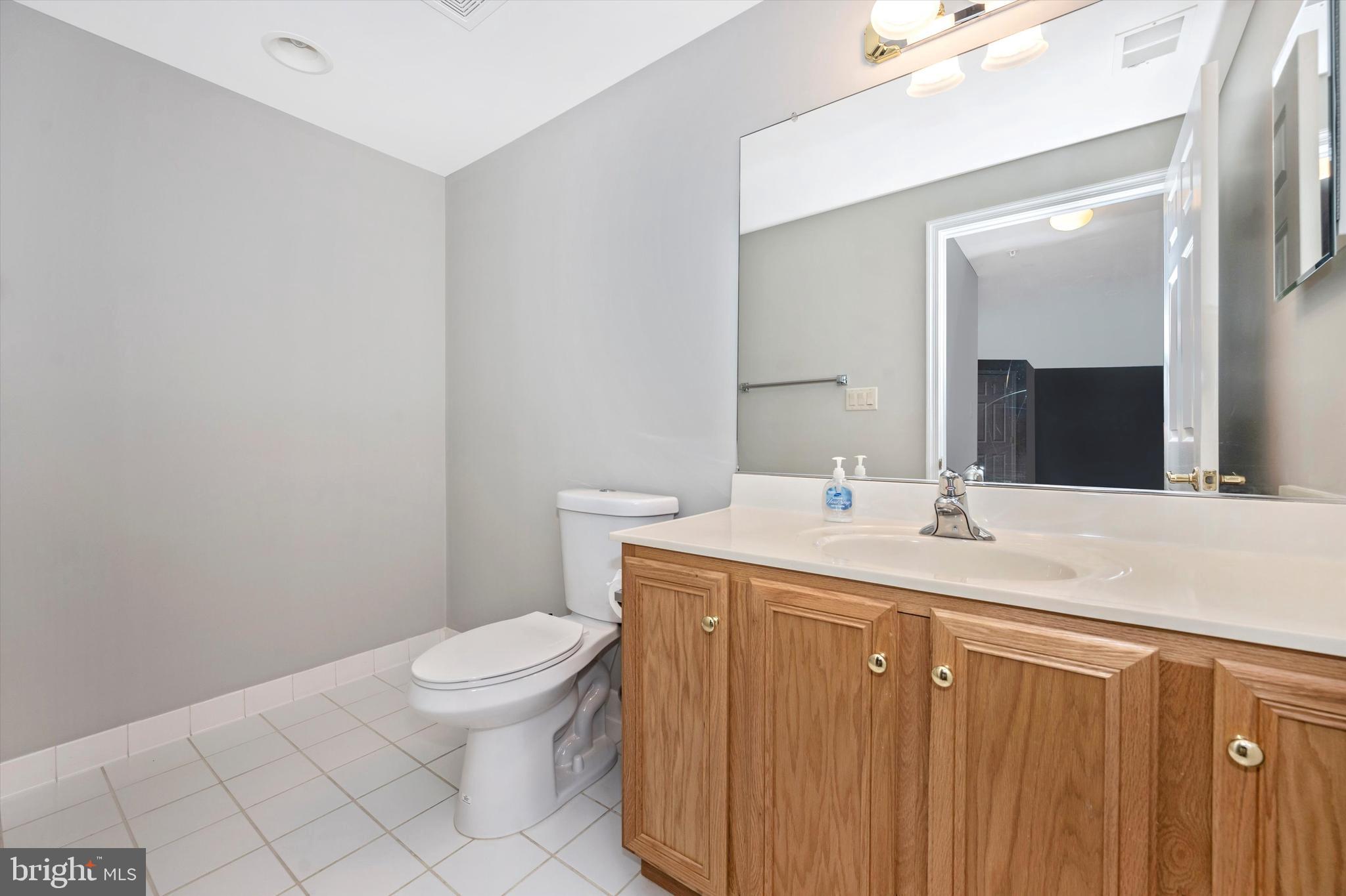 HICKORY CREST - Residential Lease