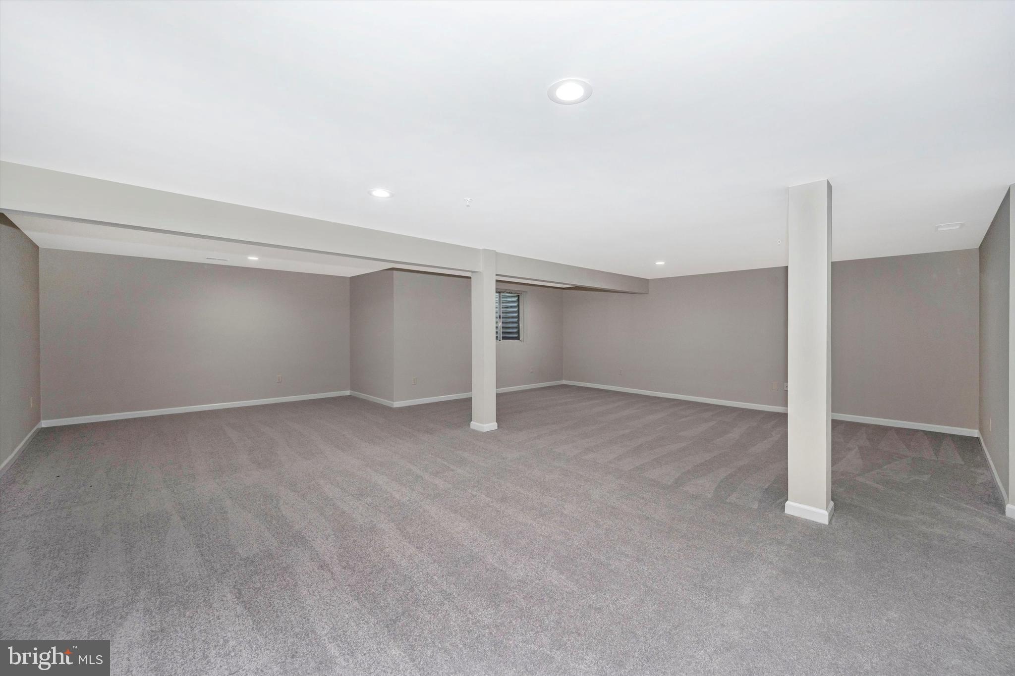 HICKORY CREST - Residential Lease