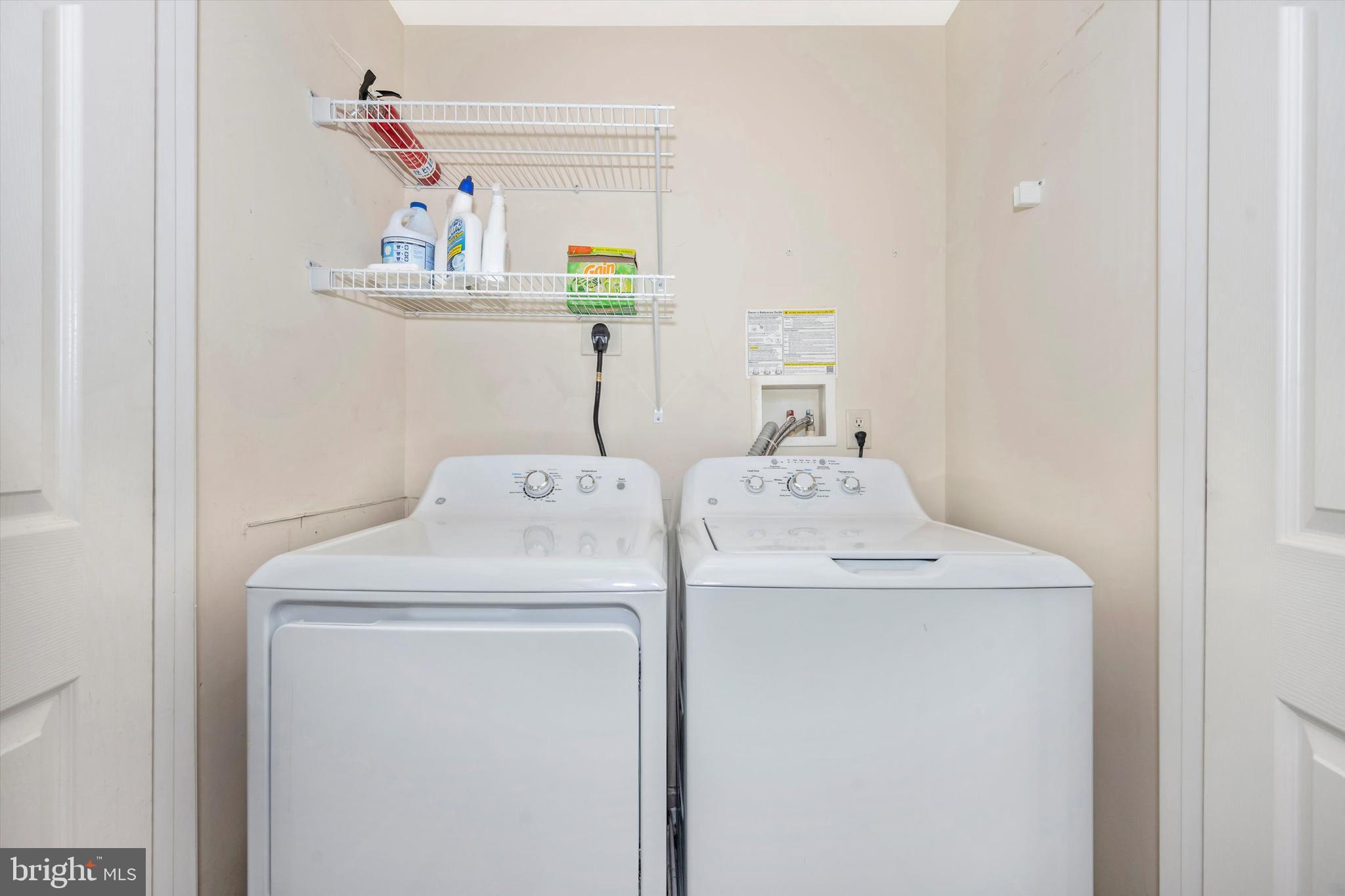 HICKORY CREST - Residential Lease