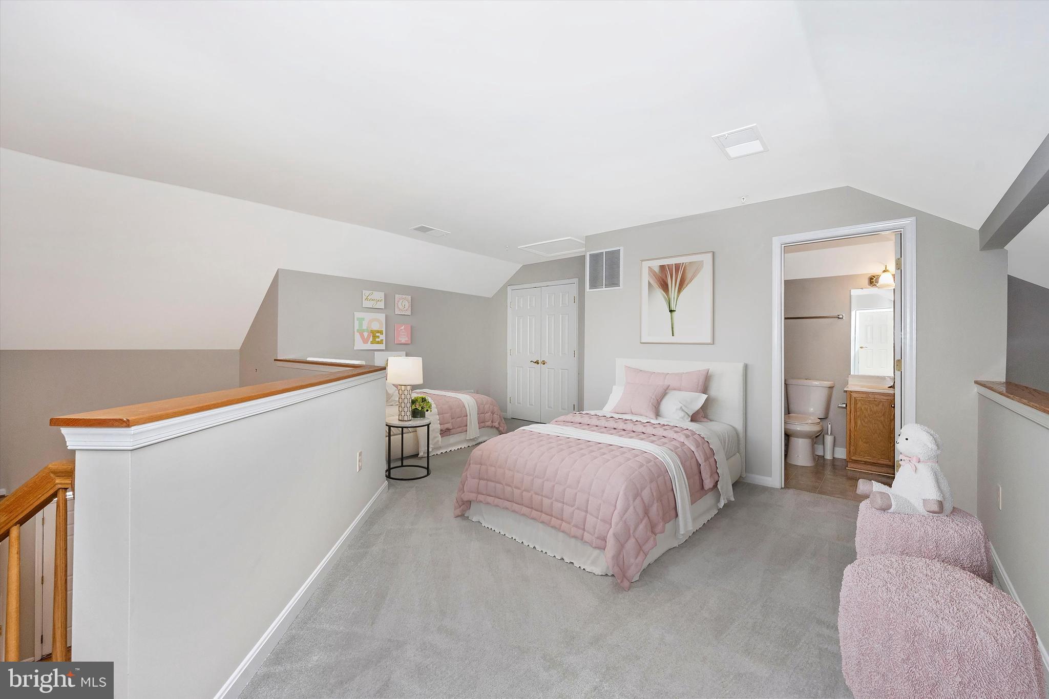 HICKORY CREST - Residential Lease