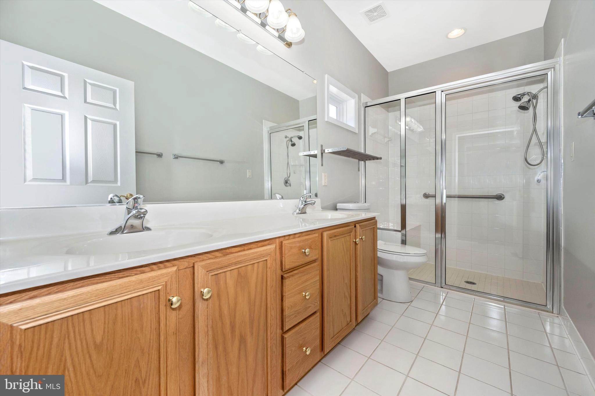 HICKORY CREST - Residential Lease