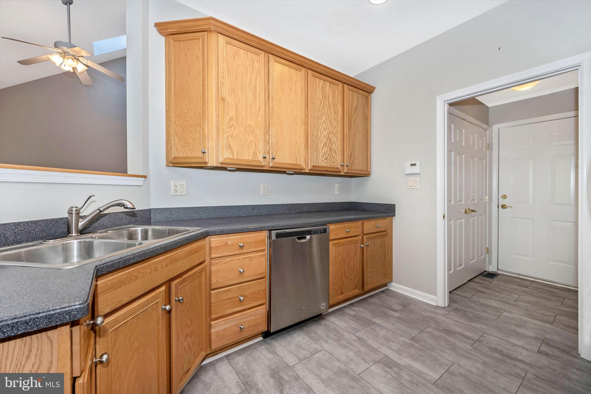 HICKORY CREST - Residential Lease