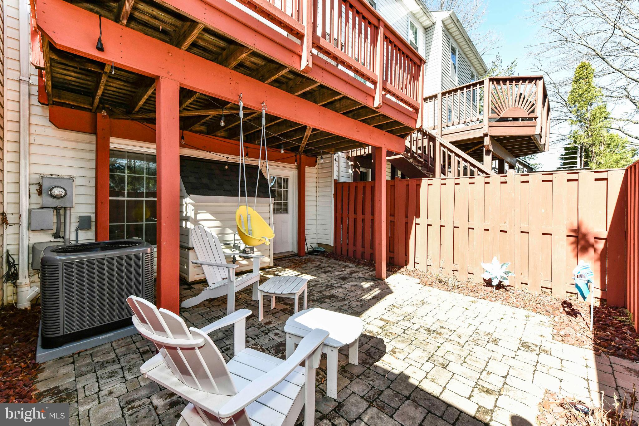 KINGSTOWNE - Residential Lease