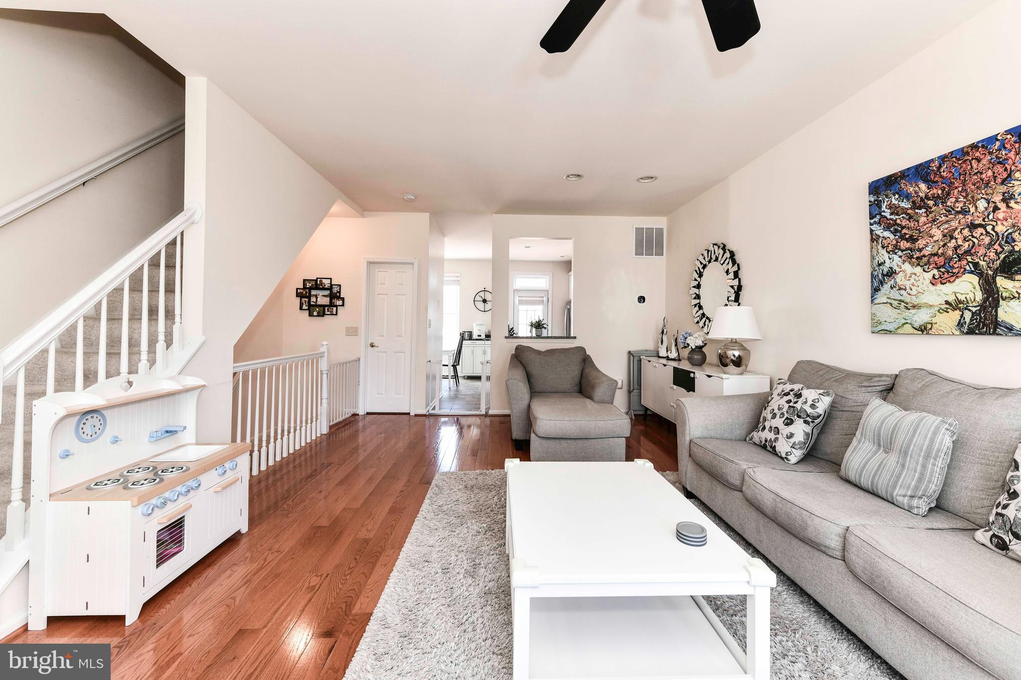 KINGSTOWNE - Residential Lease