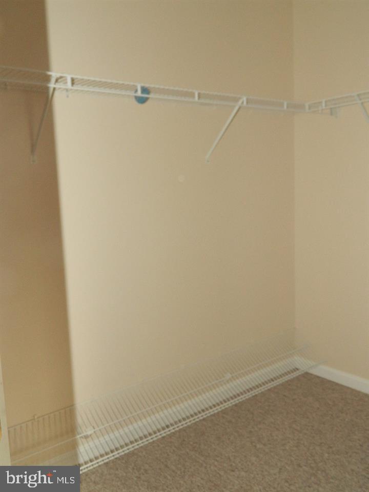 COLONIAL CROSSINGS - Residential