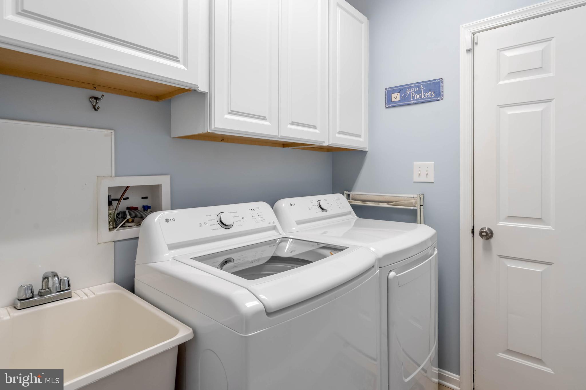 ASHLEY MANOR - Residential