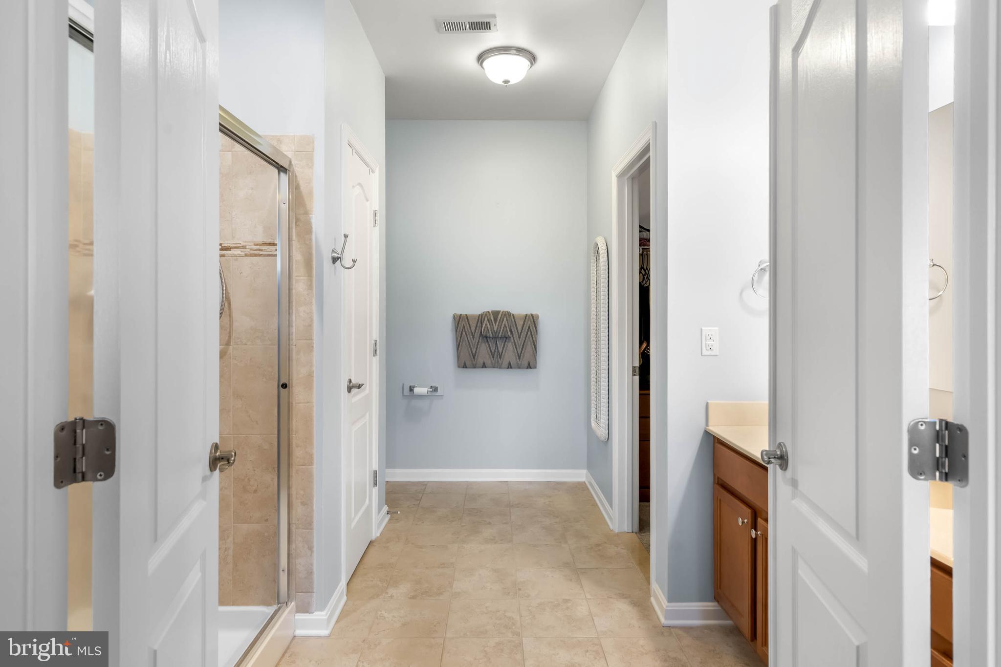 ASHLEY MANOR - Residential