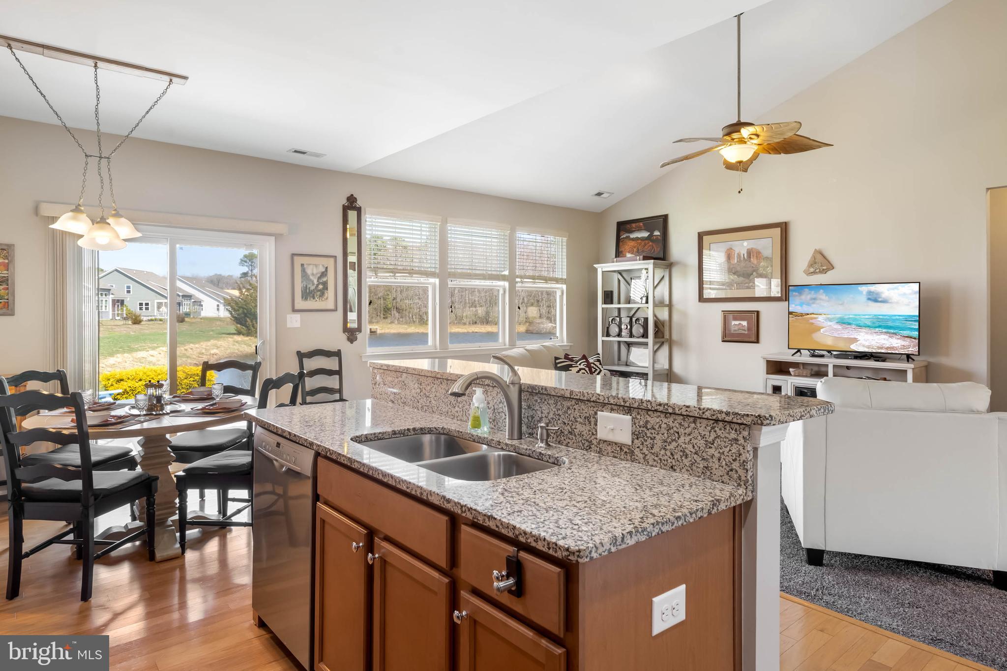 ASHLEY MANOR - Residential