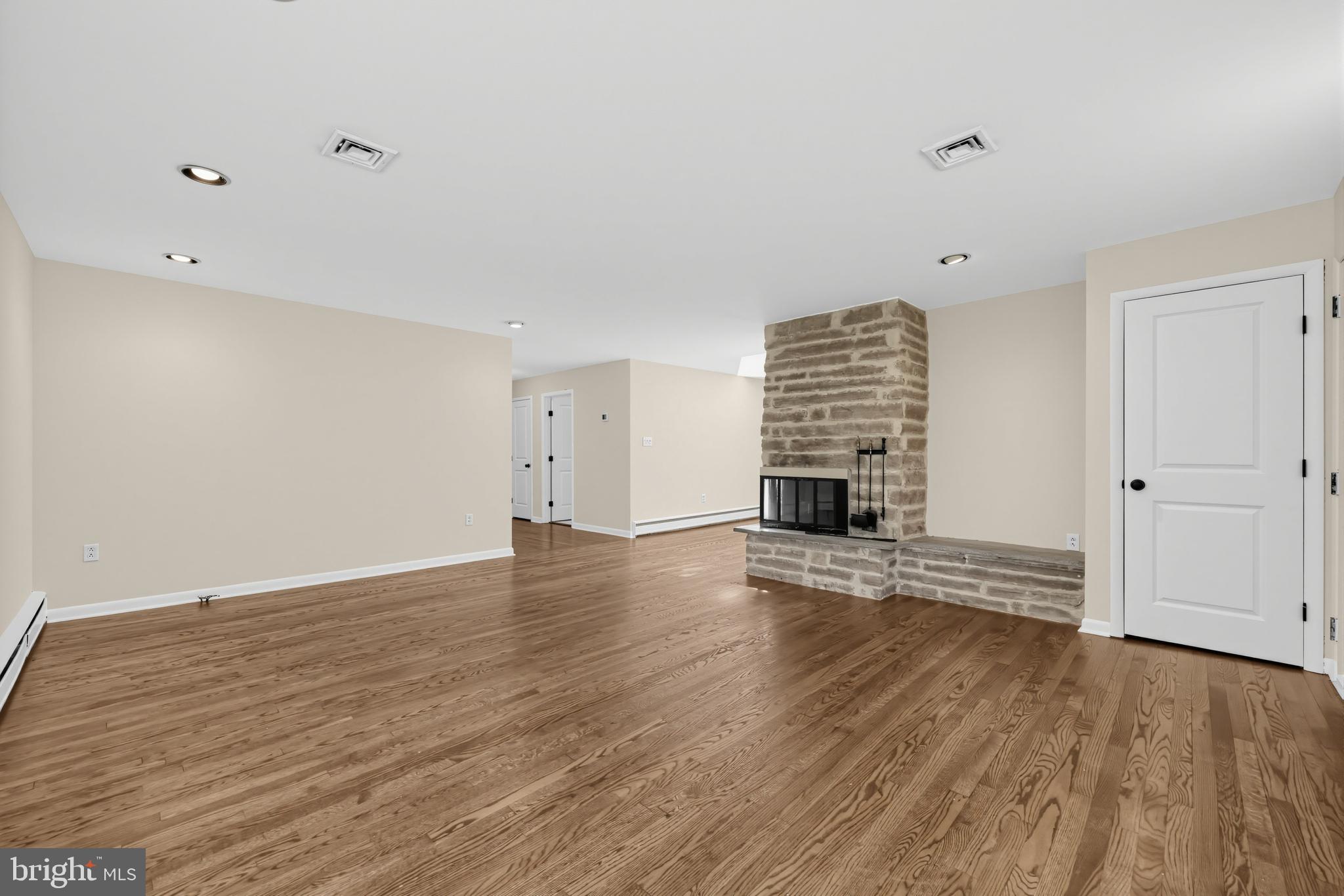 1254 OLD BALTIMORE PIKE