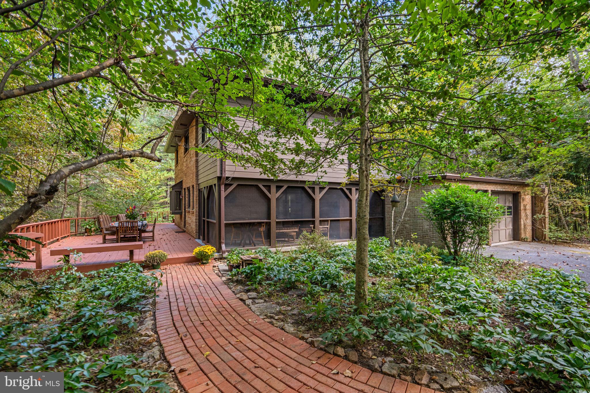 231 BRINKWOOD ROAD
