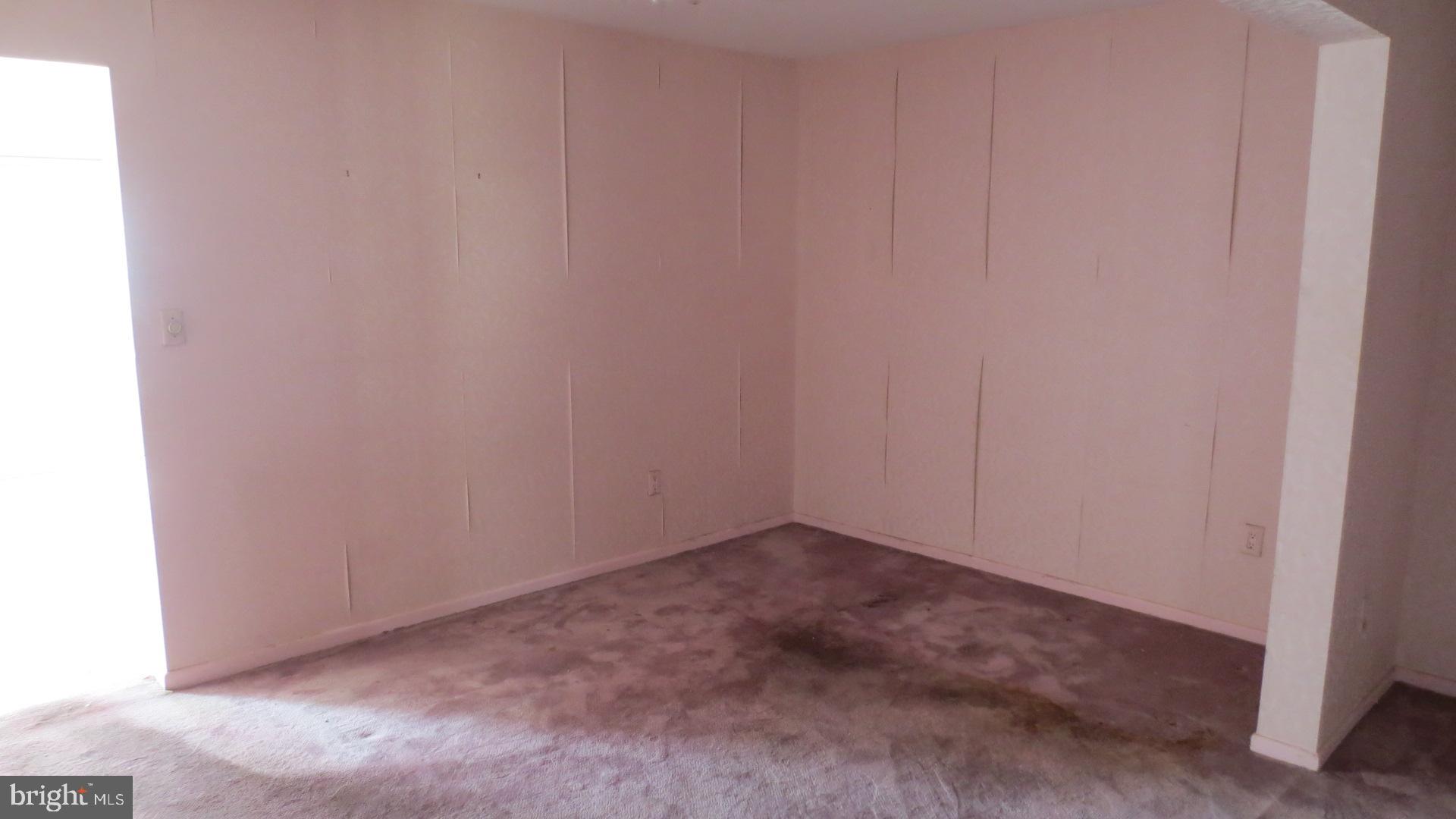 203 CANTERBURY COURT