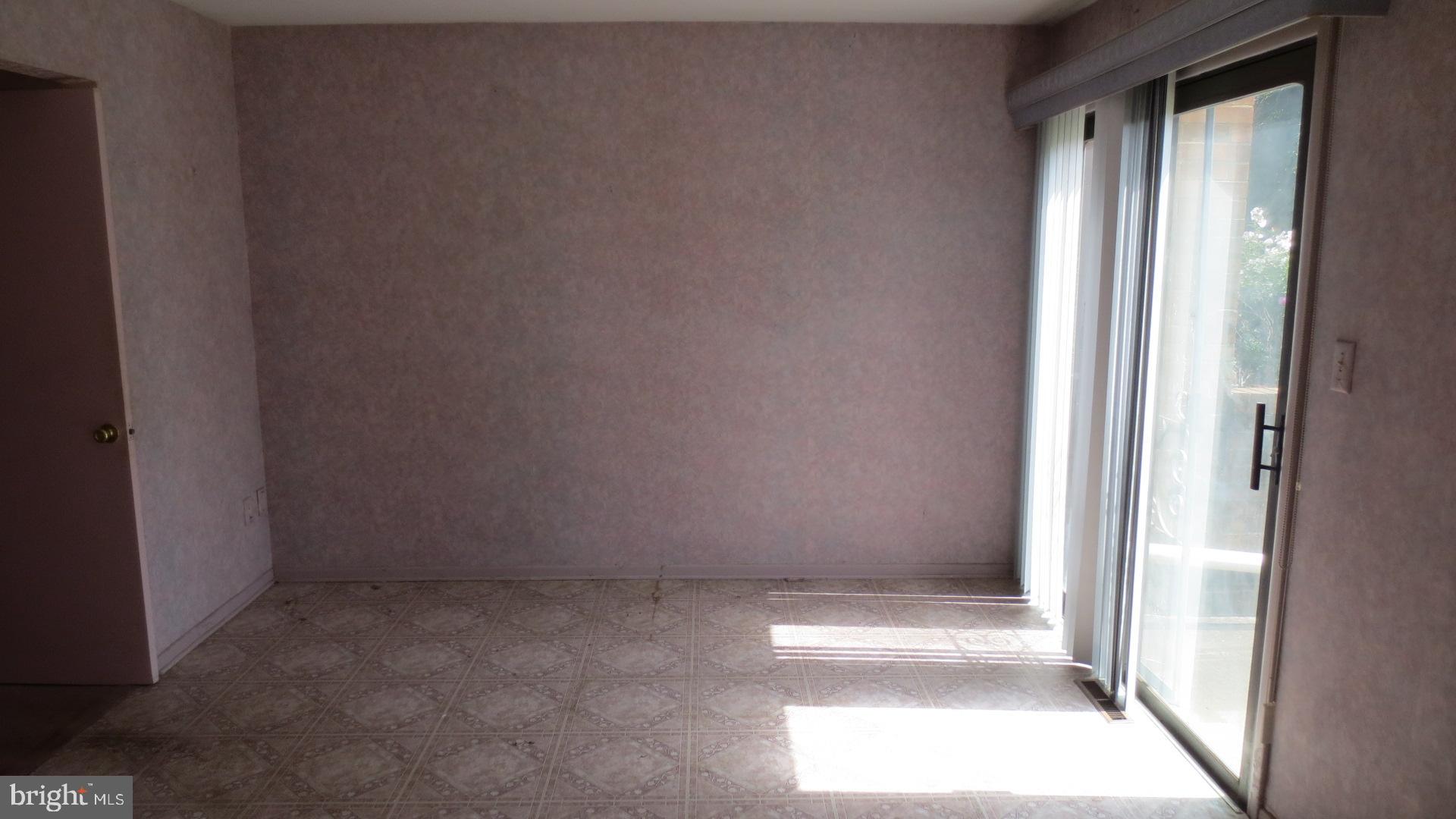 203 CANTERBURY COURT