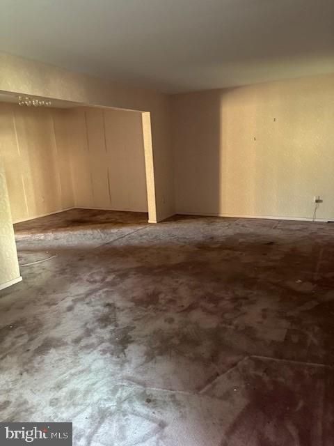 203 CANTERBURY COURT