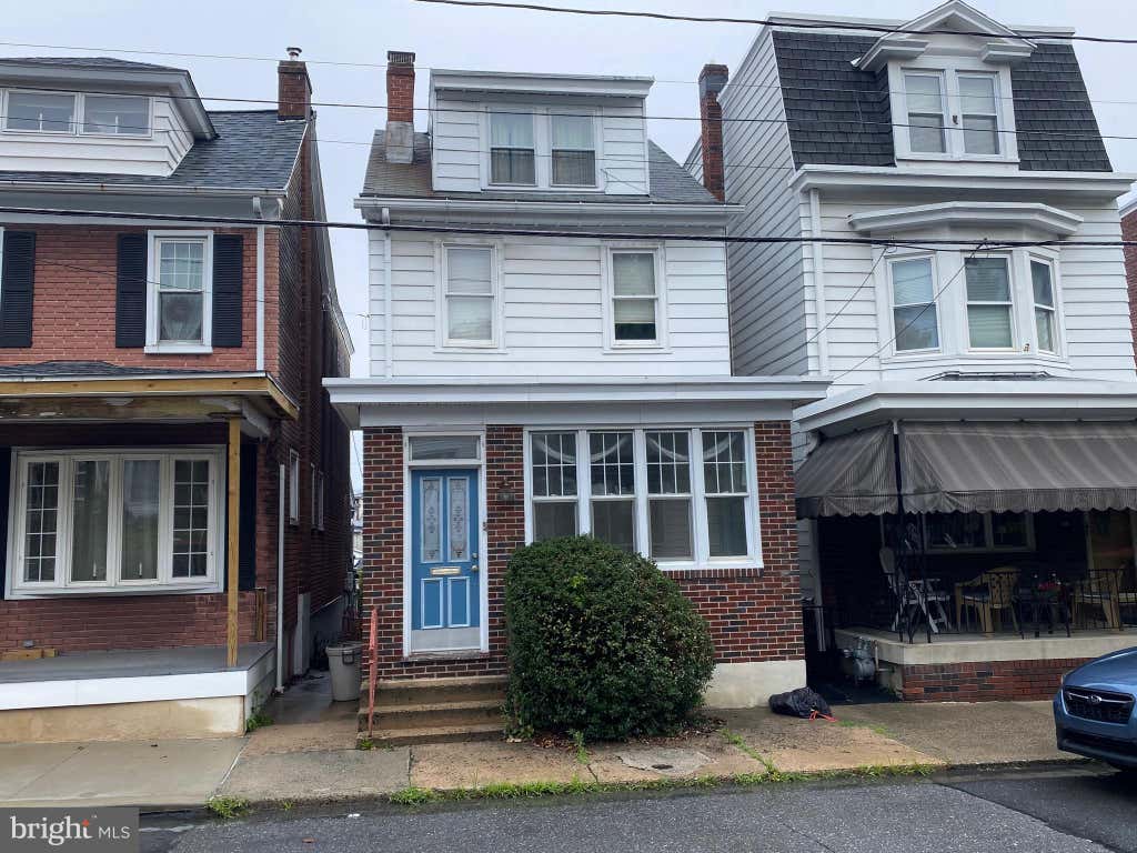 Photo of 1918 W Norwegian Street, POTTSVILLE, PA 17901 (MLS # PASK2028228)