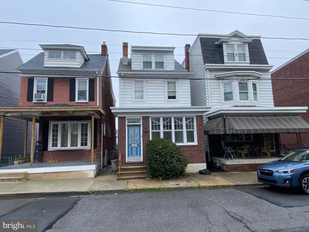 Photo of 1918 W Norwegian Street, POTTSVILLE, PA 17901 (MLS # PASK2028228)