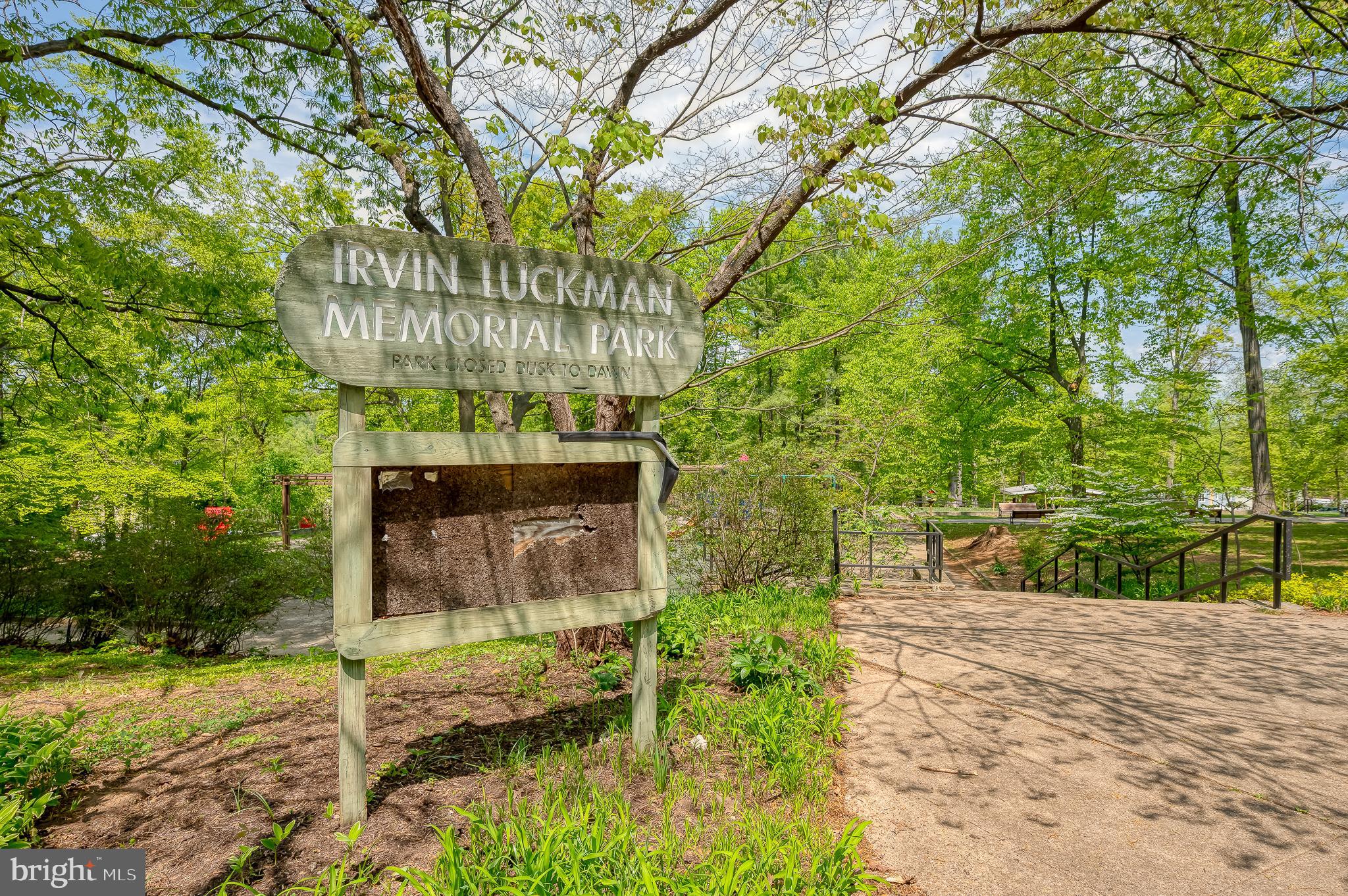 MOUNT WASHINGTON - Residential