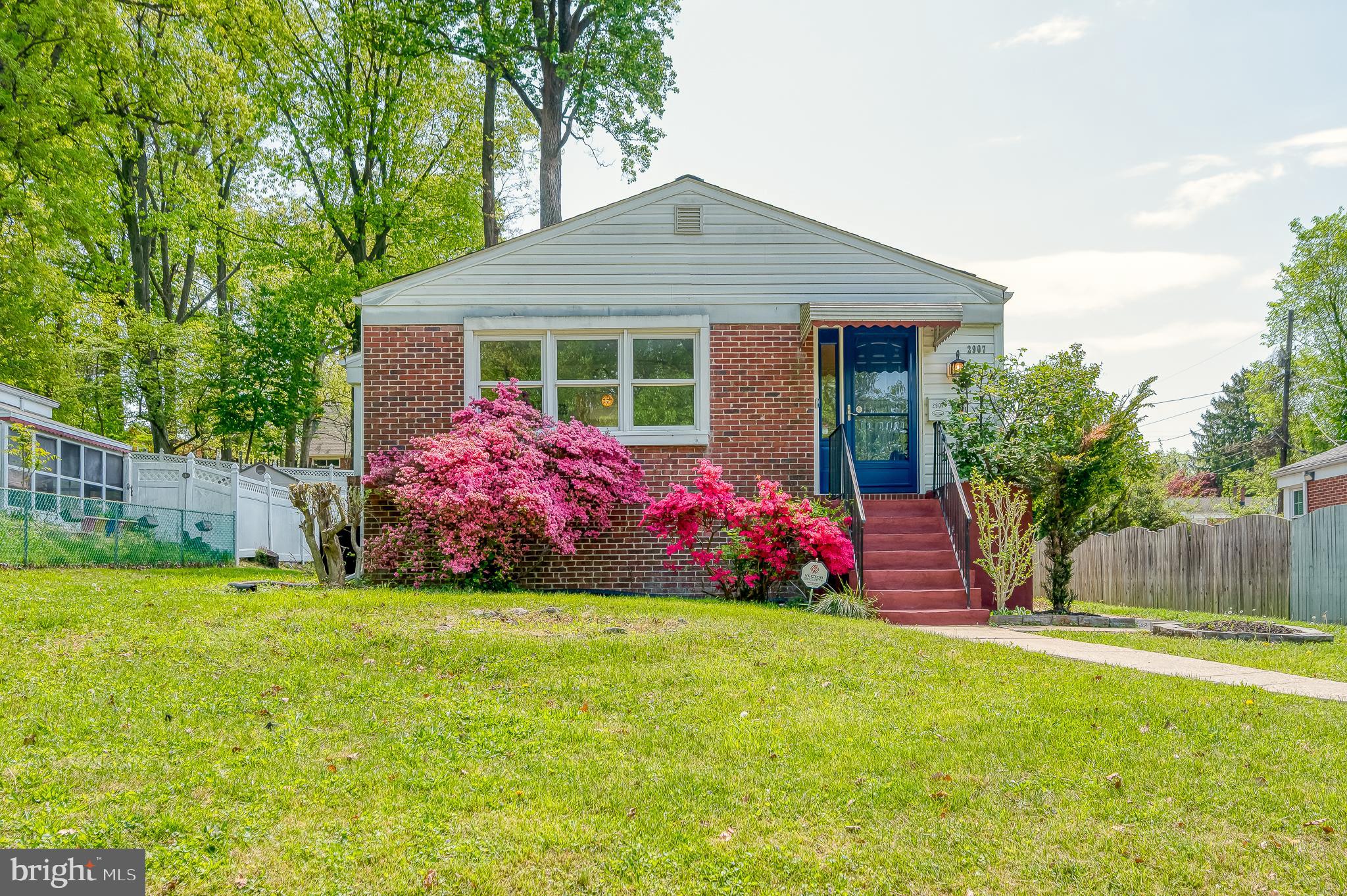 MOUNT WASHINGTON - Residential