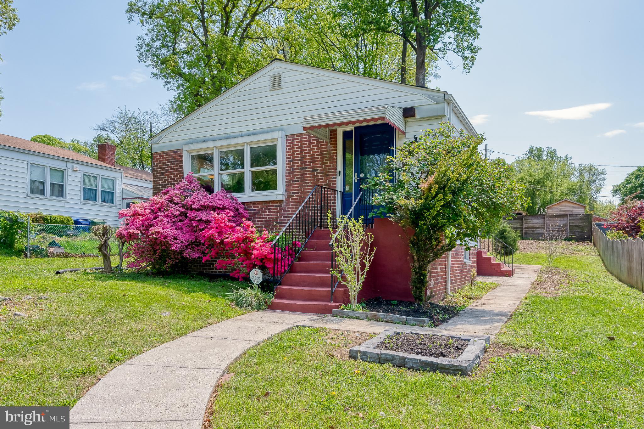 MOUNT WASHINGTON - Residential