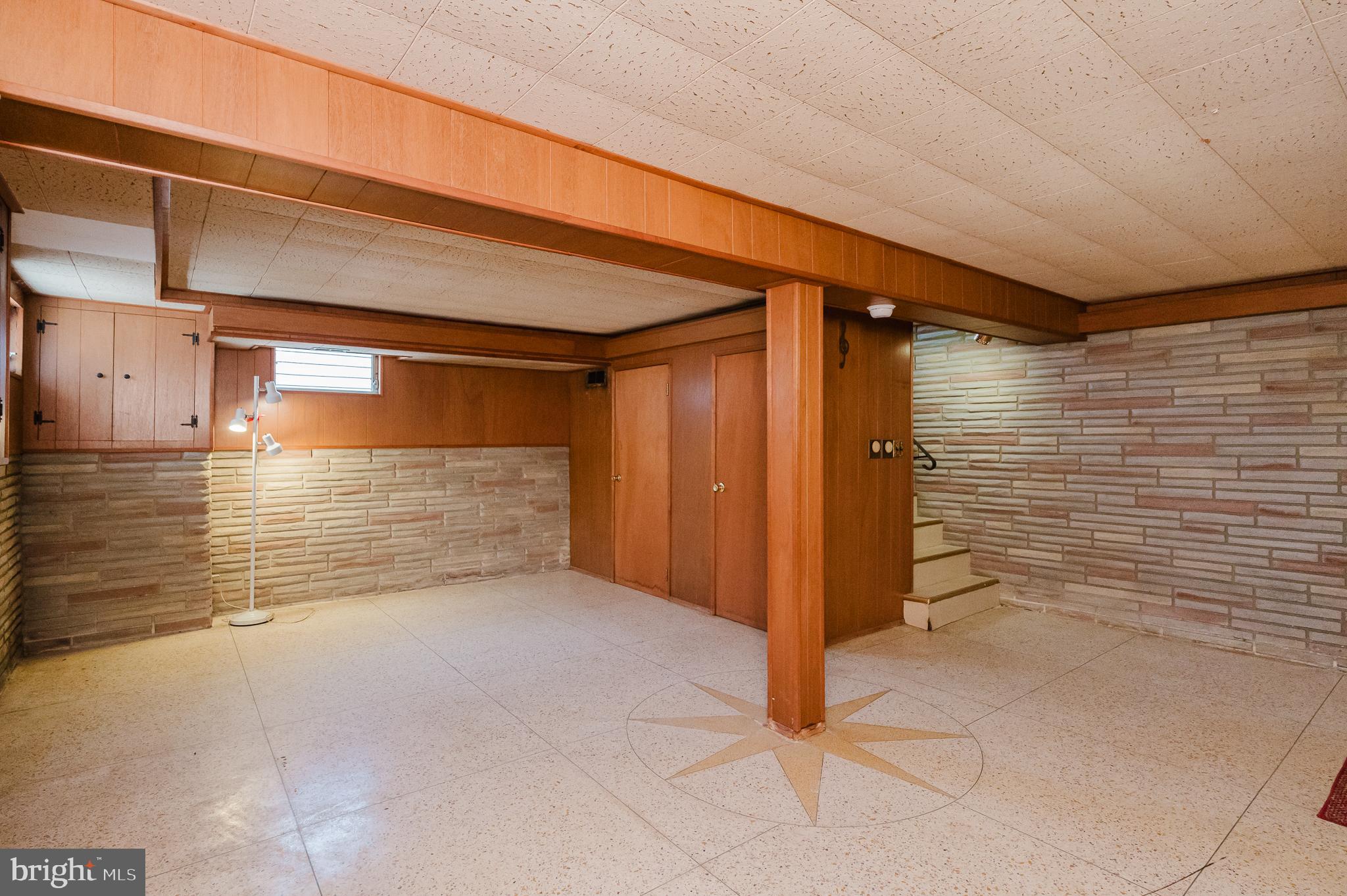 MOUNT WASHINGTON - Residential