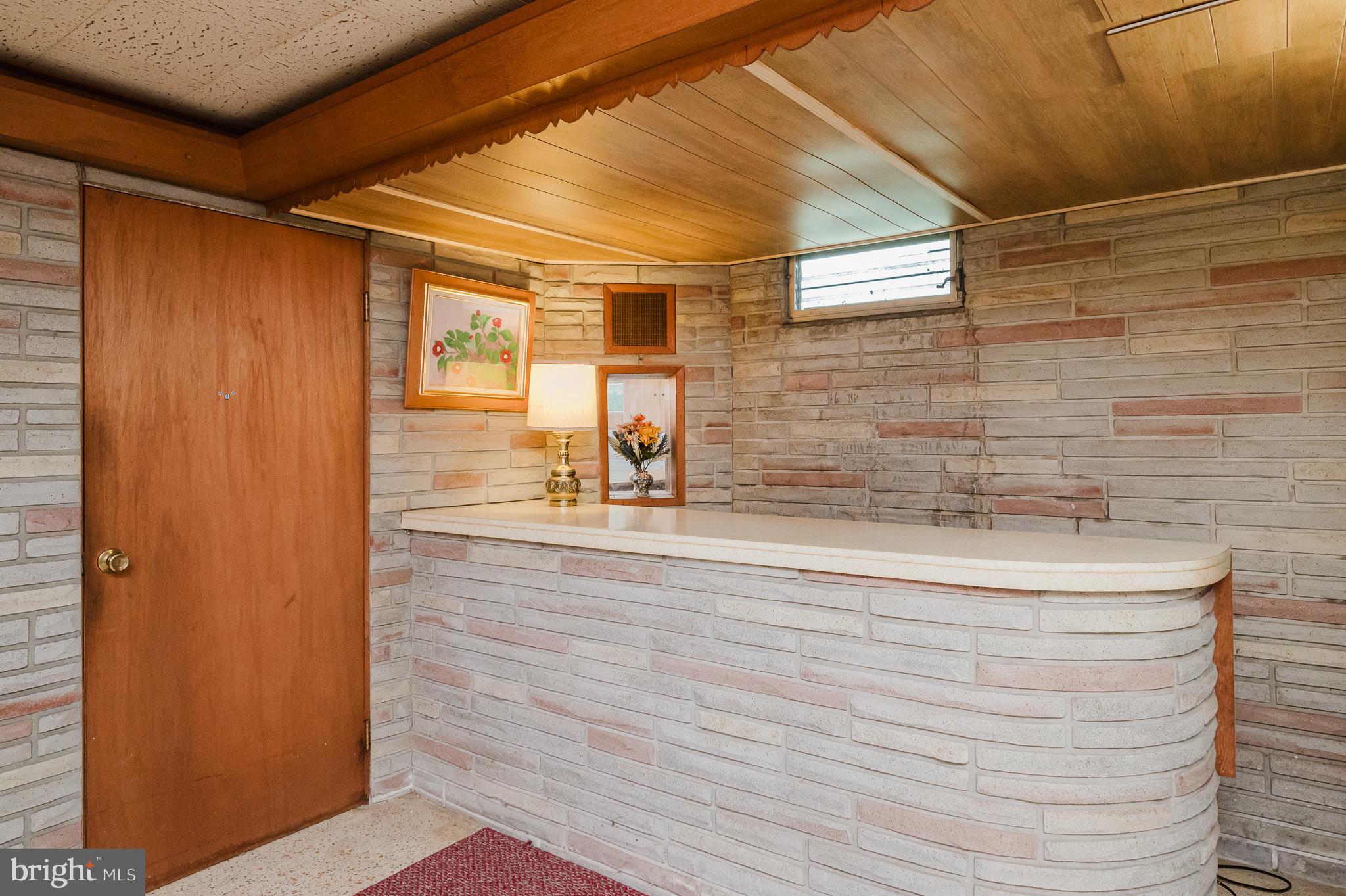 MOUNT WASHINGTON - Residential