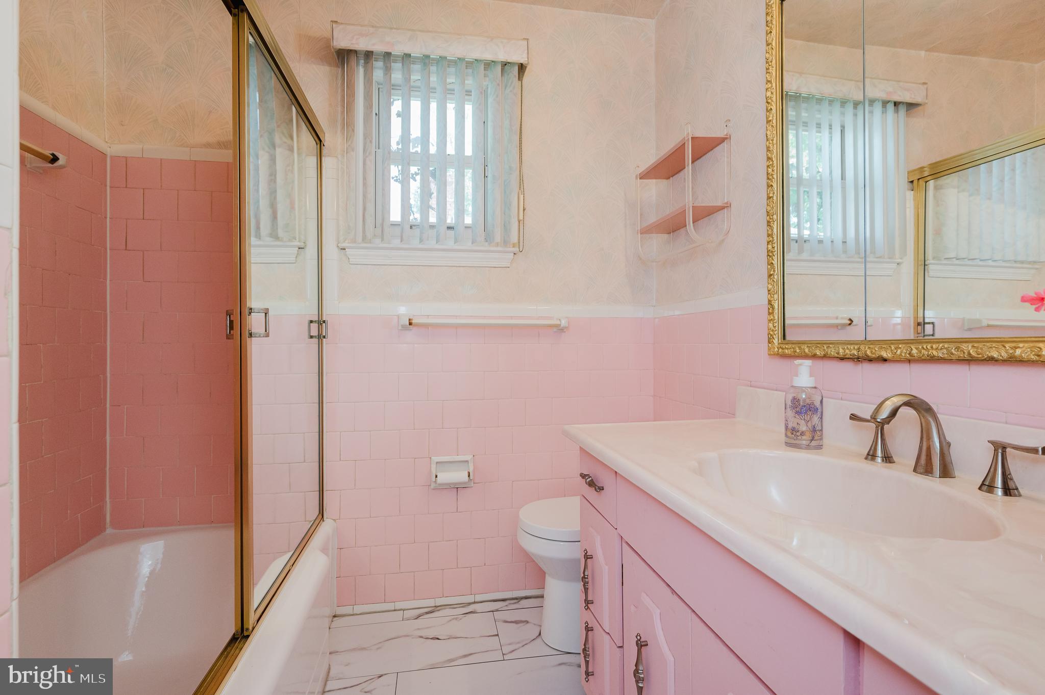 MOUNT WASHINGTON - Residential