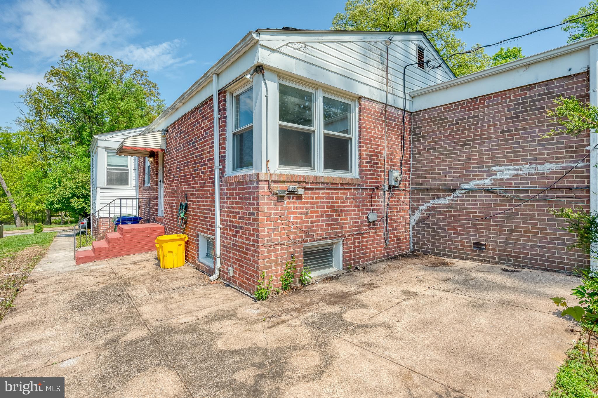 MOUNT WASHINGTON - Residential