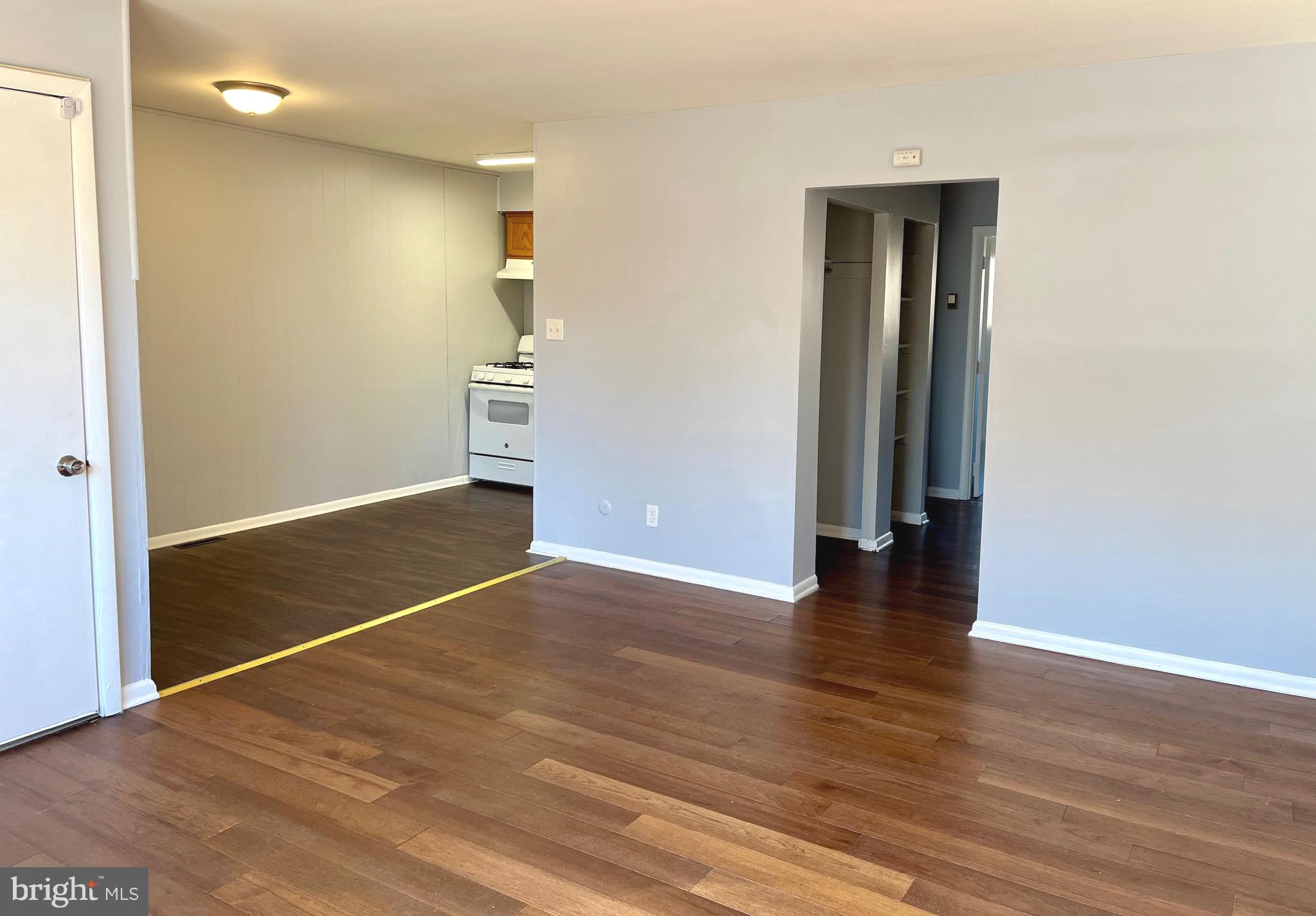 ALBAN PARK - Residential Lease