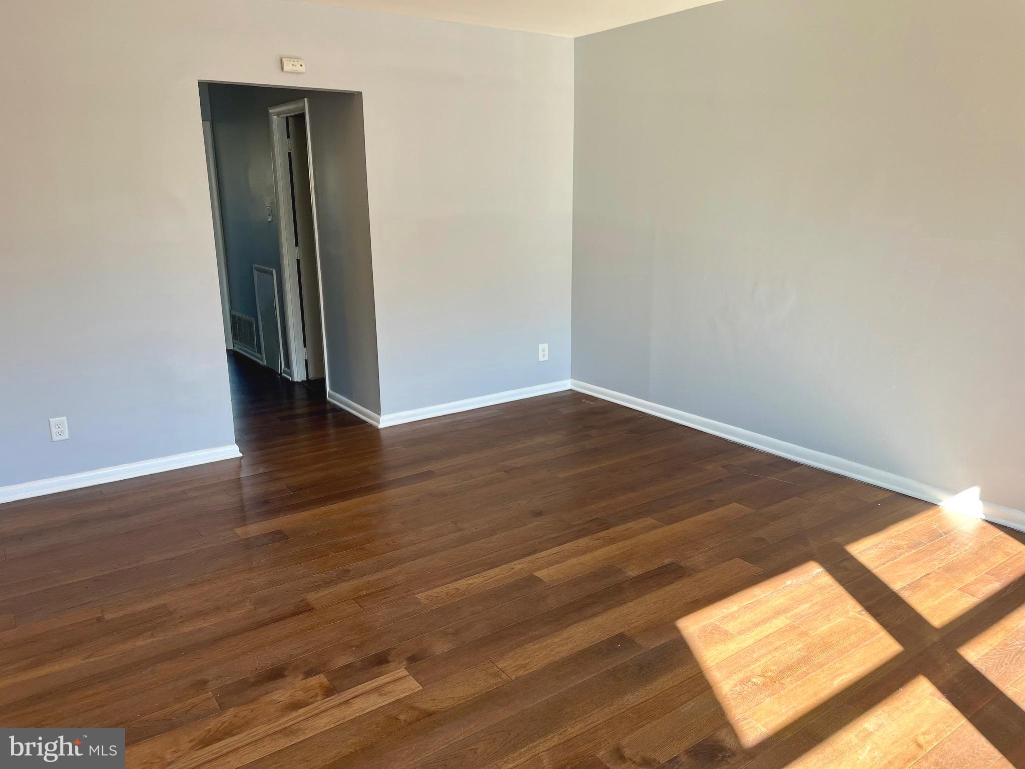 ALBAN PARK - Residential Lease