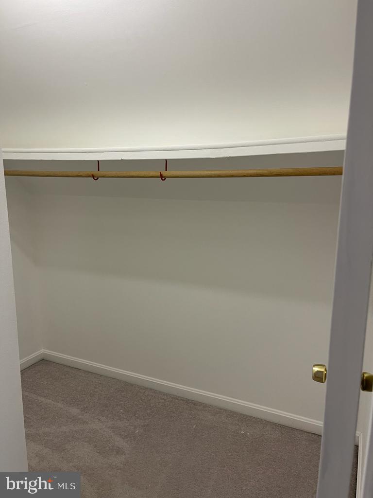 RIVA TRACE - Residential Lease