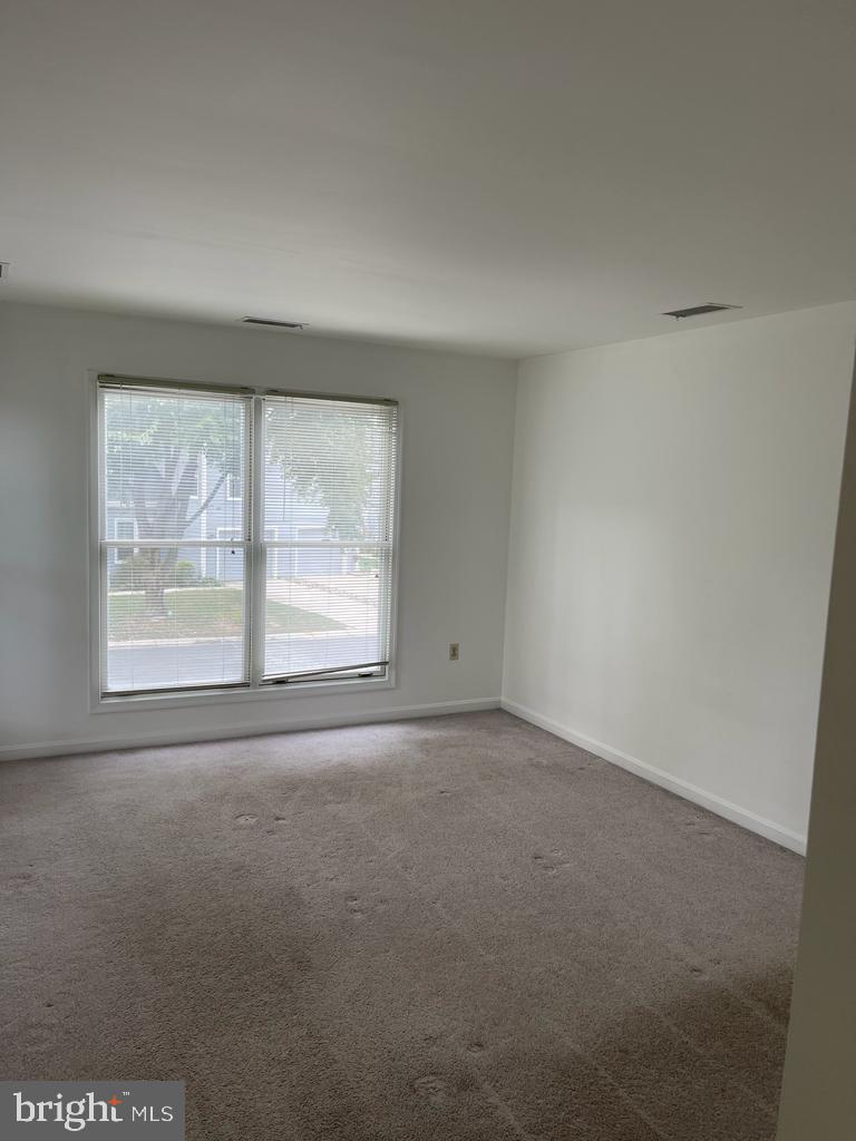 RIVA TRACE - Residential Lease