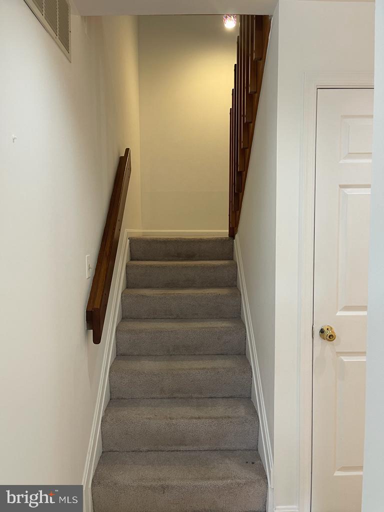 RIVA TRACE - Residential Lease