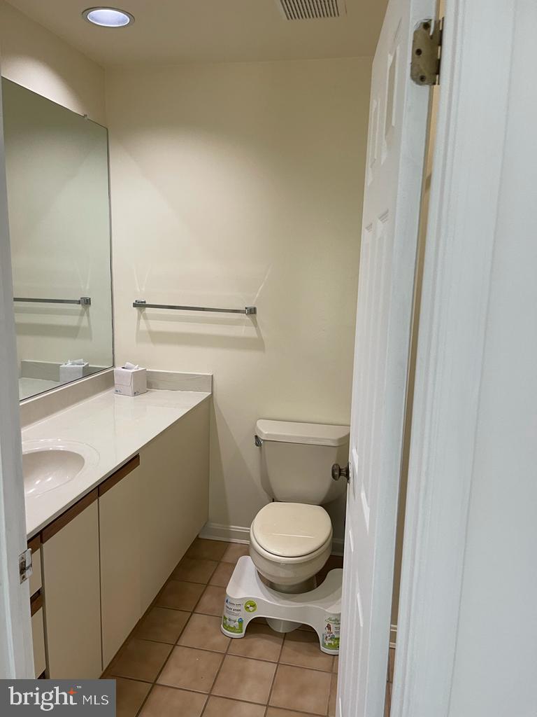 RIVA TRACE - Residential Lease