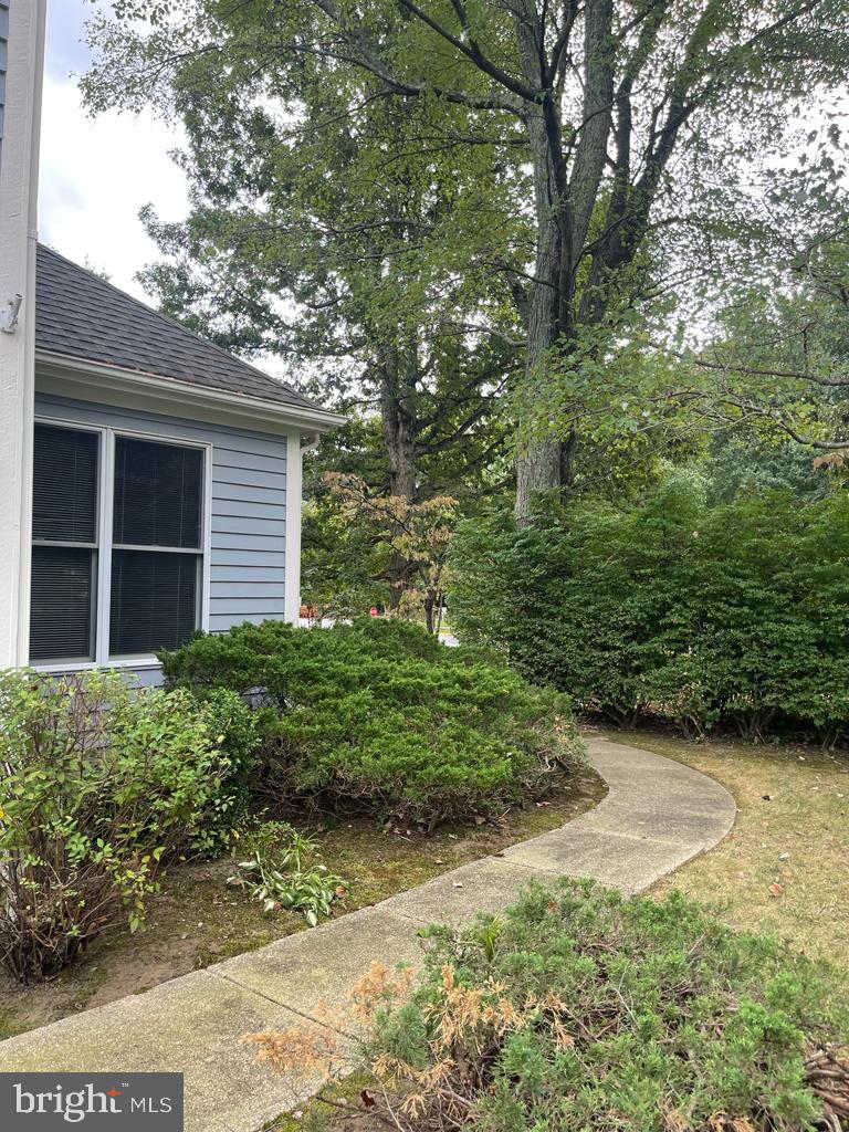 RIVA TRACE - Residential Lease