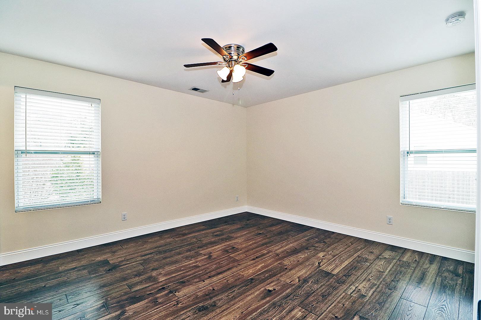 WARETOWN - Residential