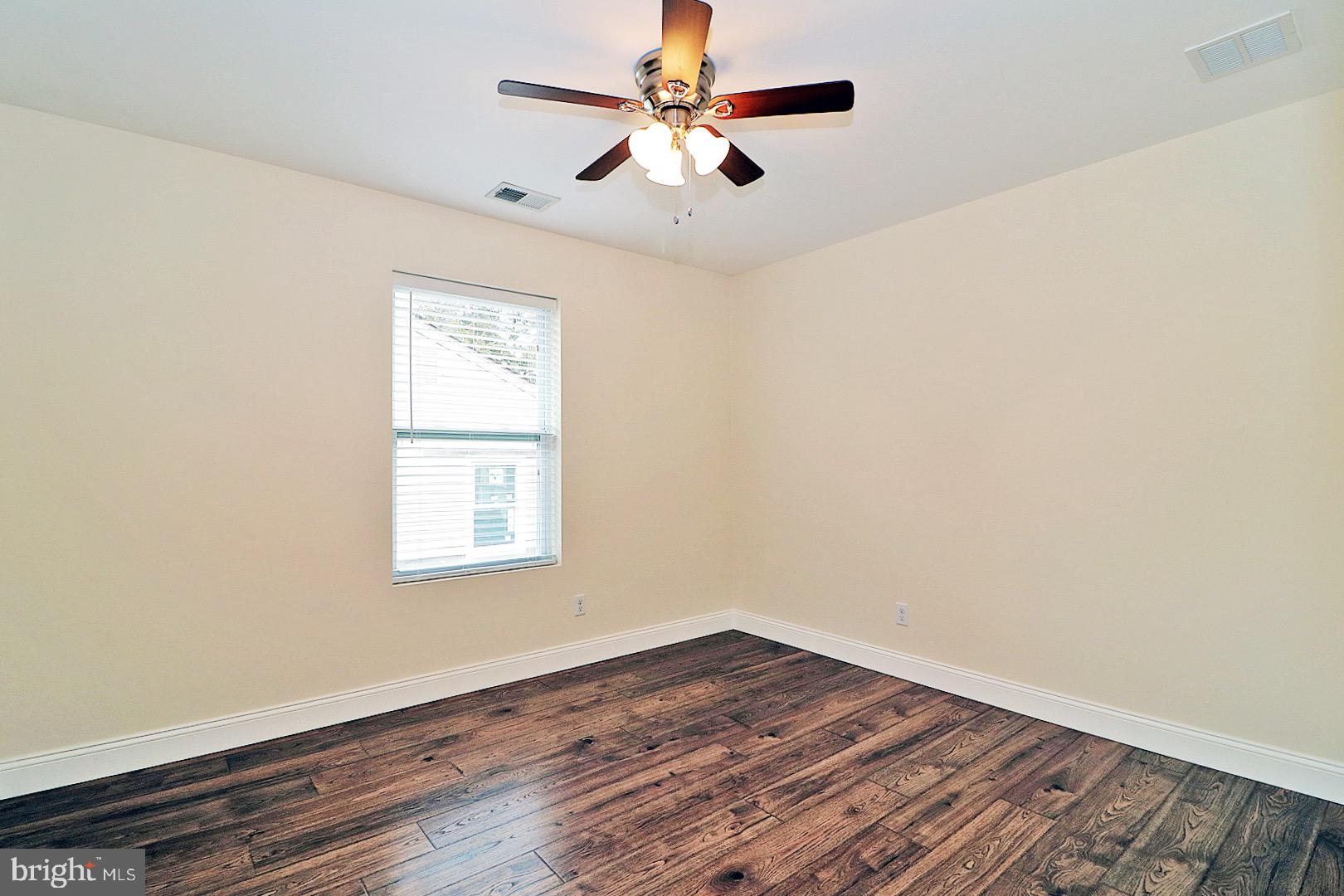 WARETOWN - Residential